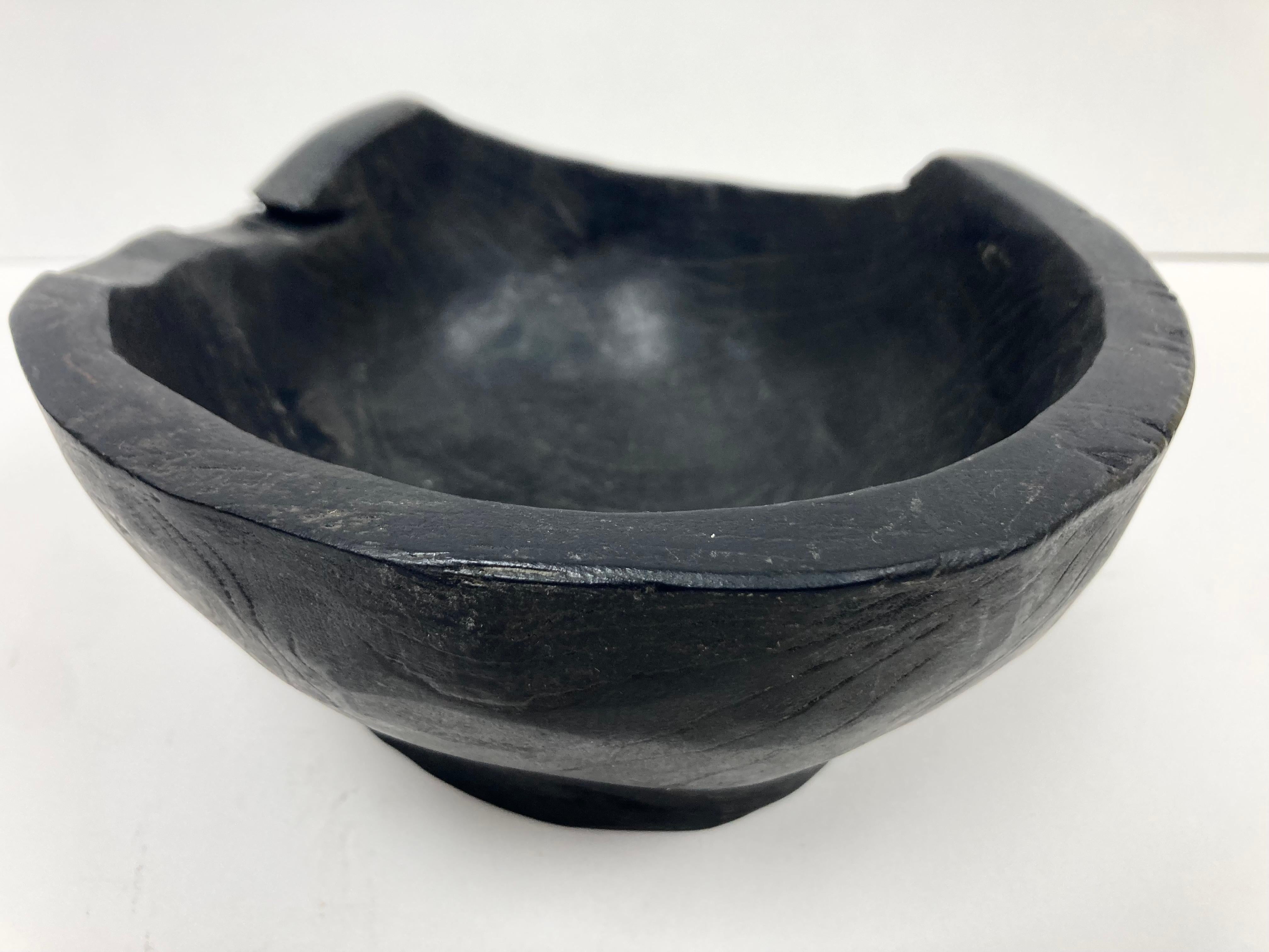 Cuenco de Madera Carbonizada con Acabado Satinado en venta 1
