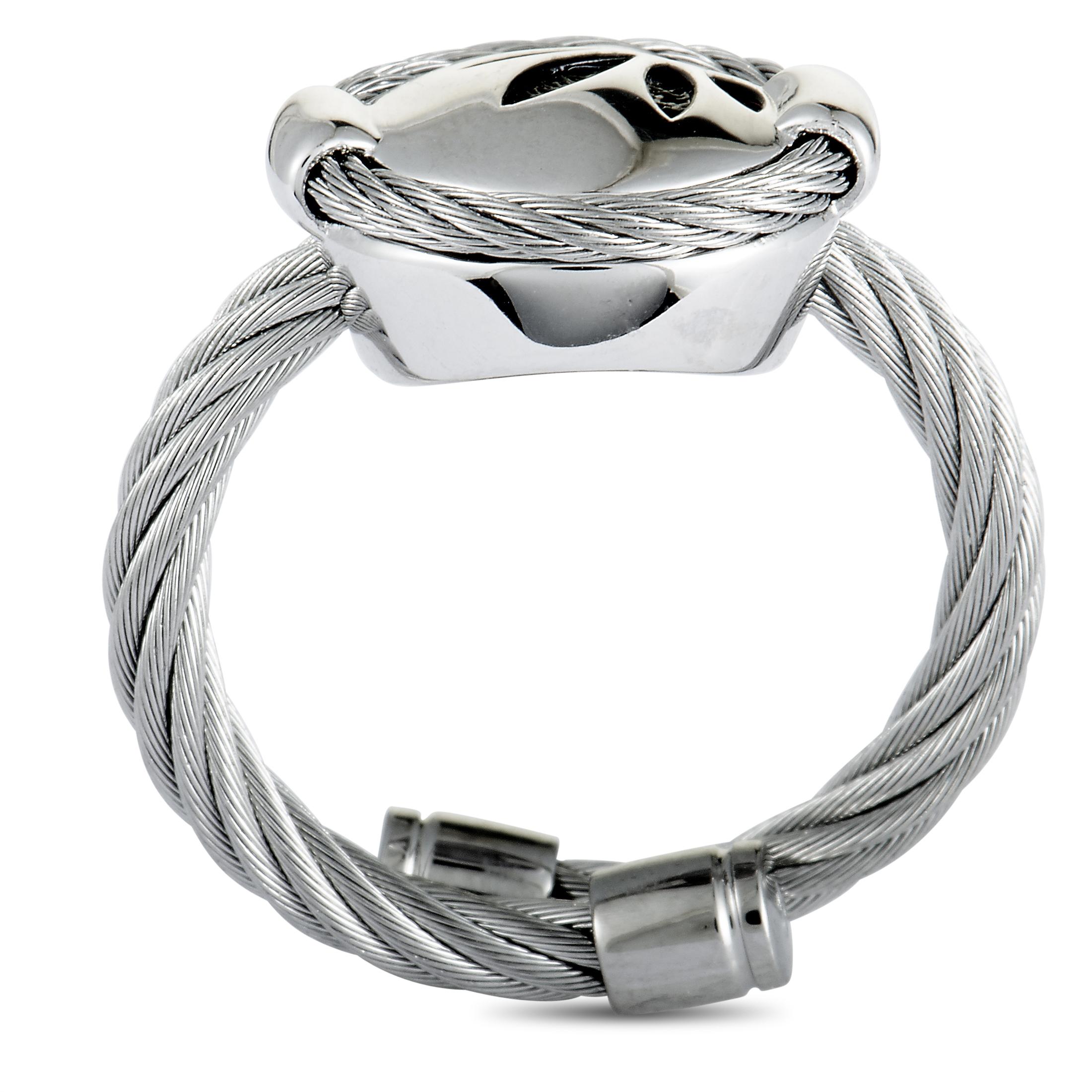 Designed in an incredibly attractive manner, boasting intricate cable motif and beautiful bamboo décor, this superb ring from Charriol offers a delightfully offbeat look. The ring is made of rhodium-plated stainless steel and it is embellished with