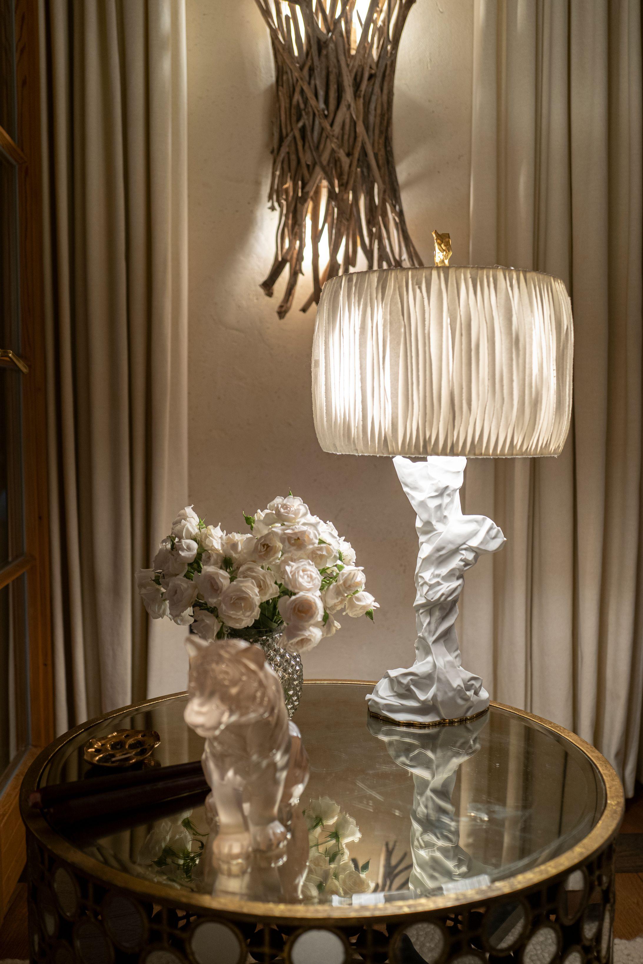 Charta Alba II Table Lamp by Studio Palatin In New Condition For Sale In Geneve, CH