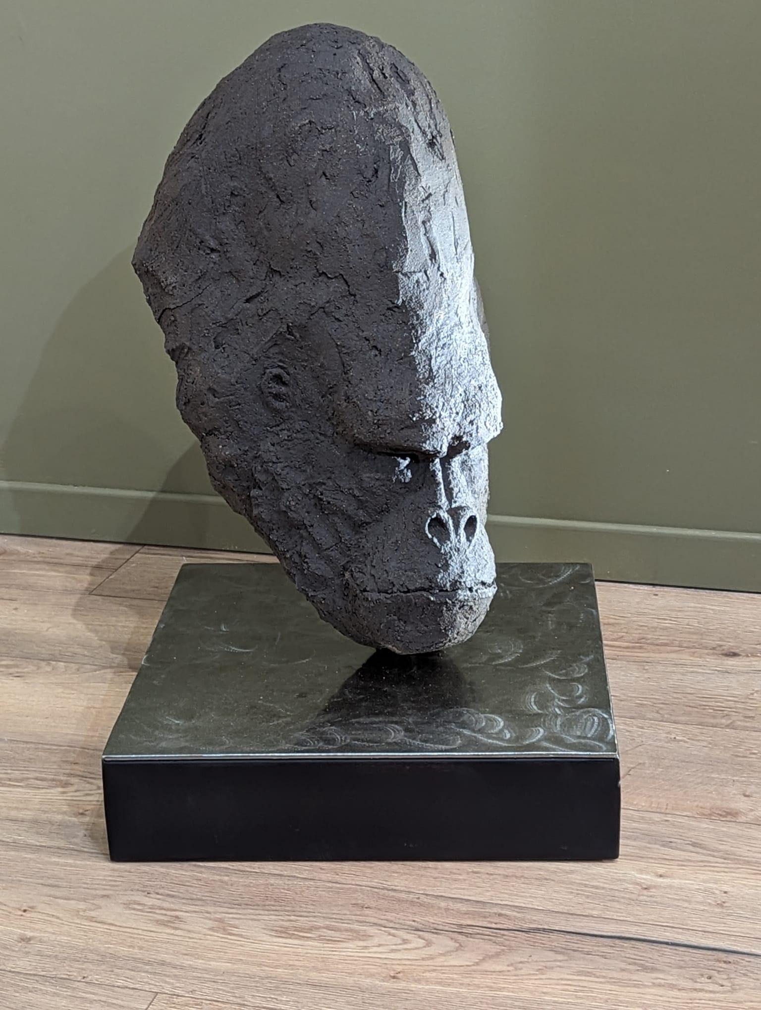Réflexion - Gray Figurative Sculpture by Chartier Sébastien