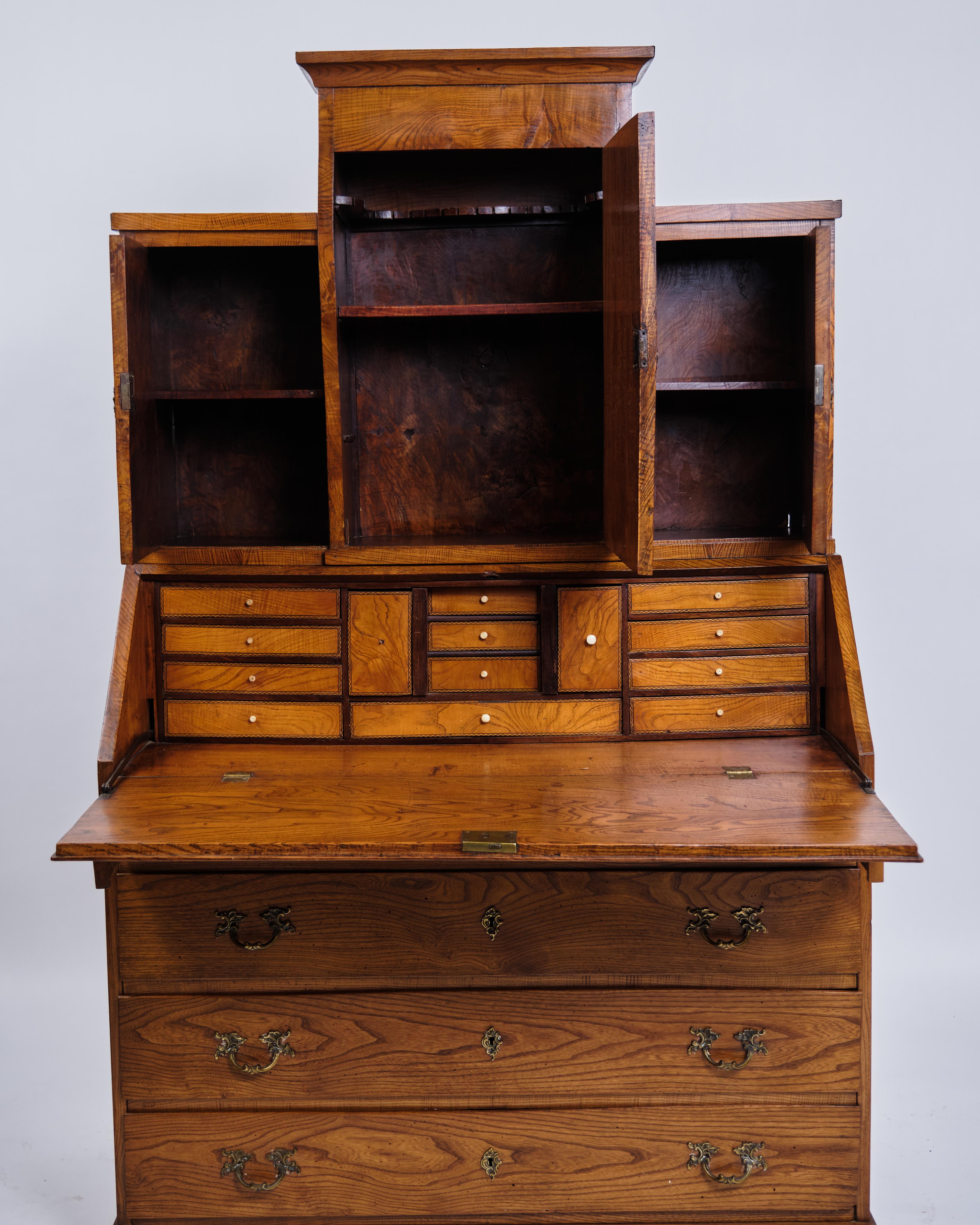 Danese Chartol in stile Louis Seize in Oak e ottone del 1840 in vendita