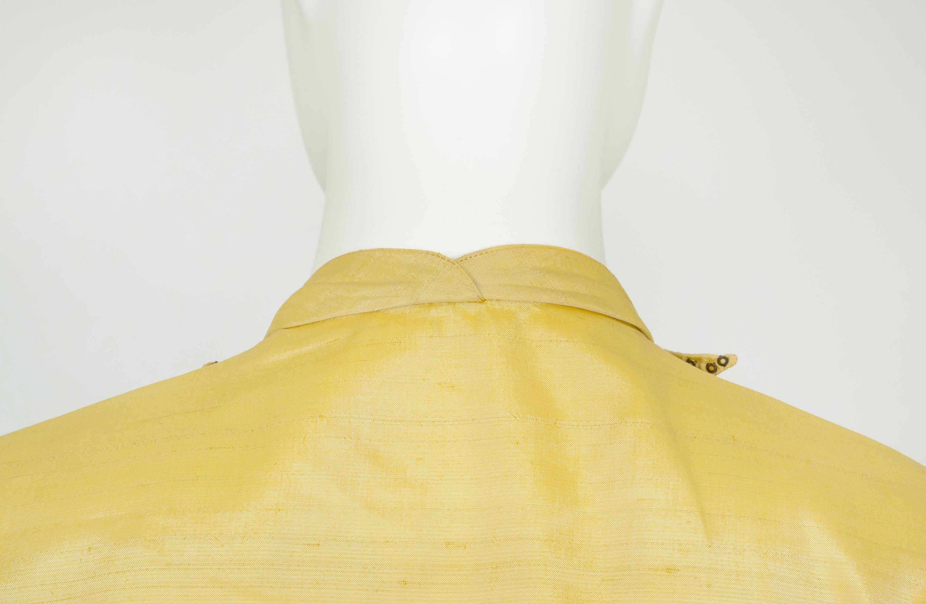 Camicia da campeggio dell'era atomica color chartreuse con colletto a stella con strass - XS, anni '50 in vendita 5