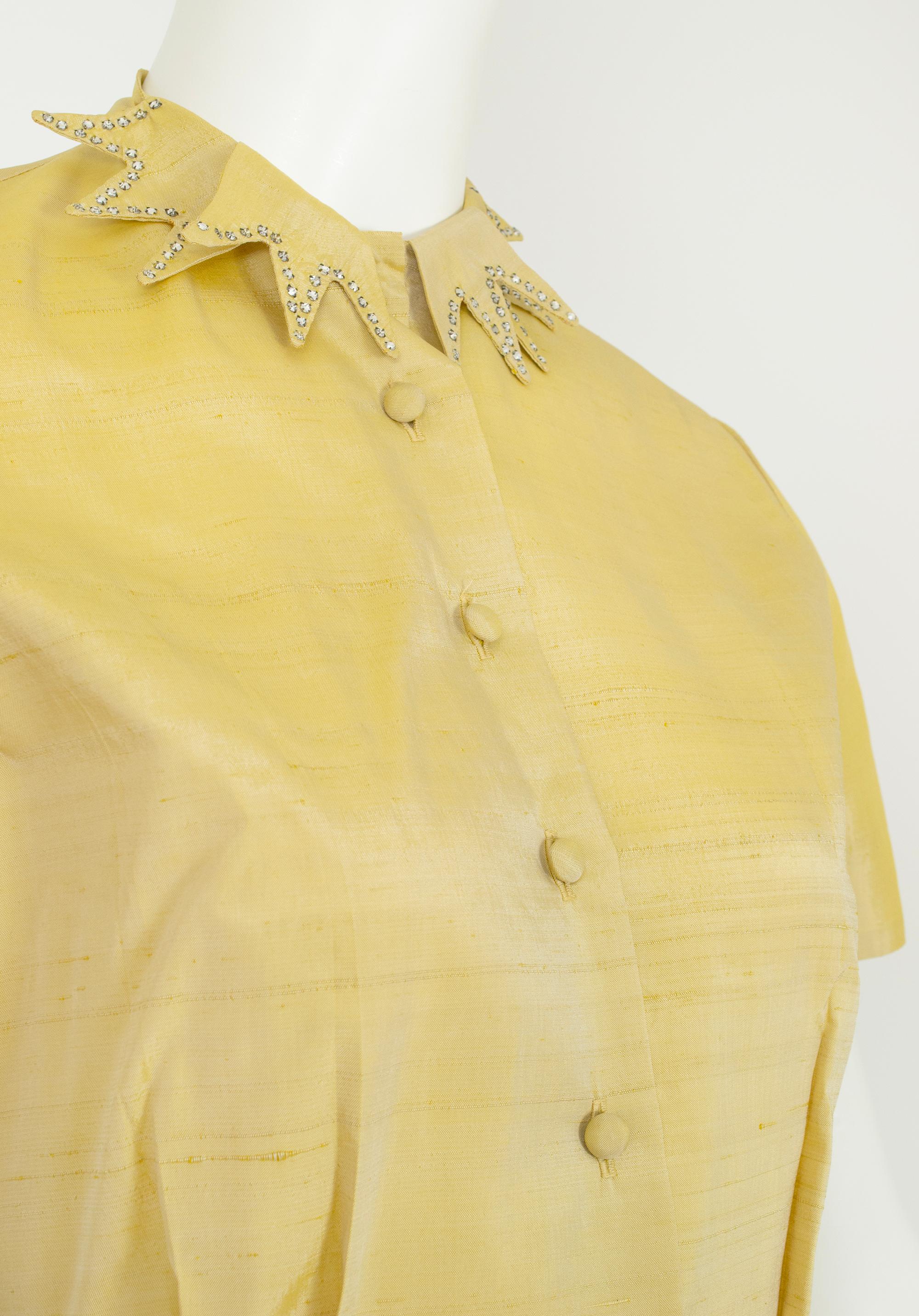 Donna Camicia da campeggio dell'era atomica color chartreuse con colletto a stella con strass - XS, anni '50 in vendita