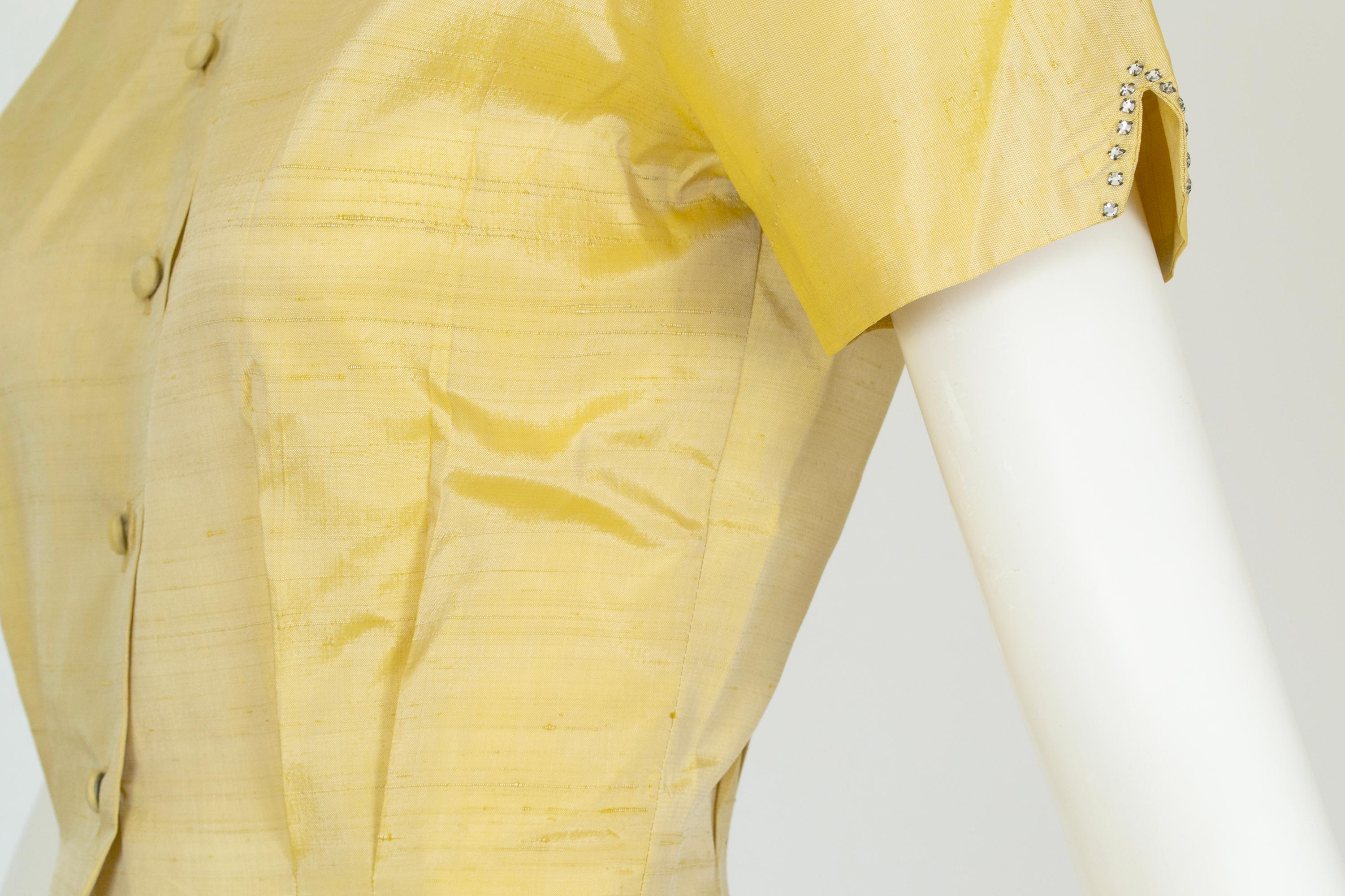 Camicia da campeggio dell'era atomica color chartreuse con colletto a stella con strass - XS, anni '50 in vendita 1