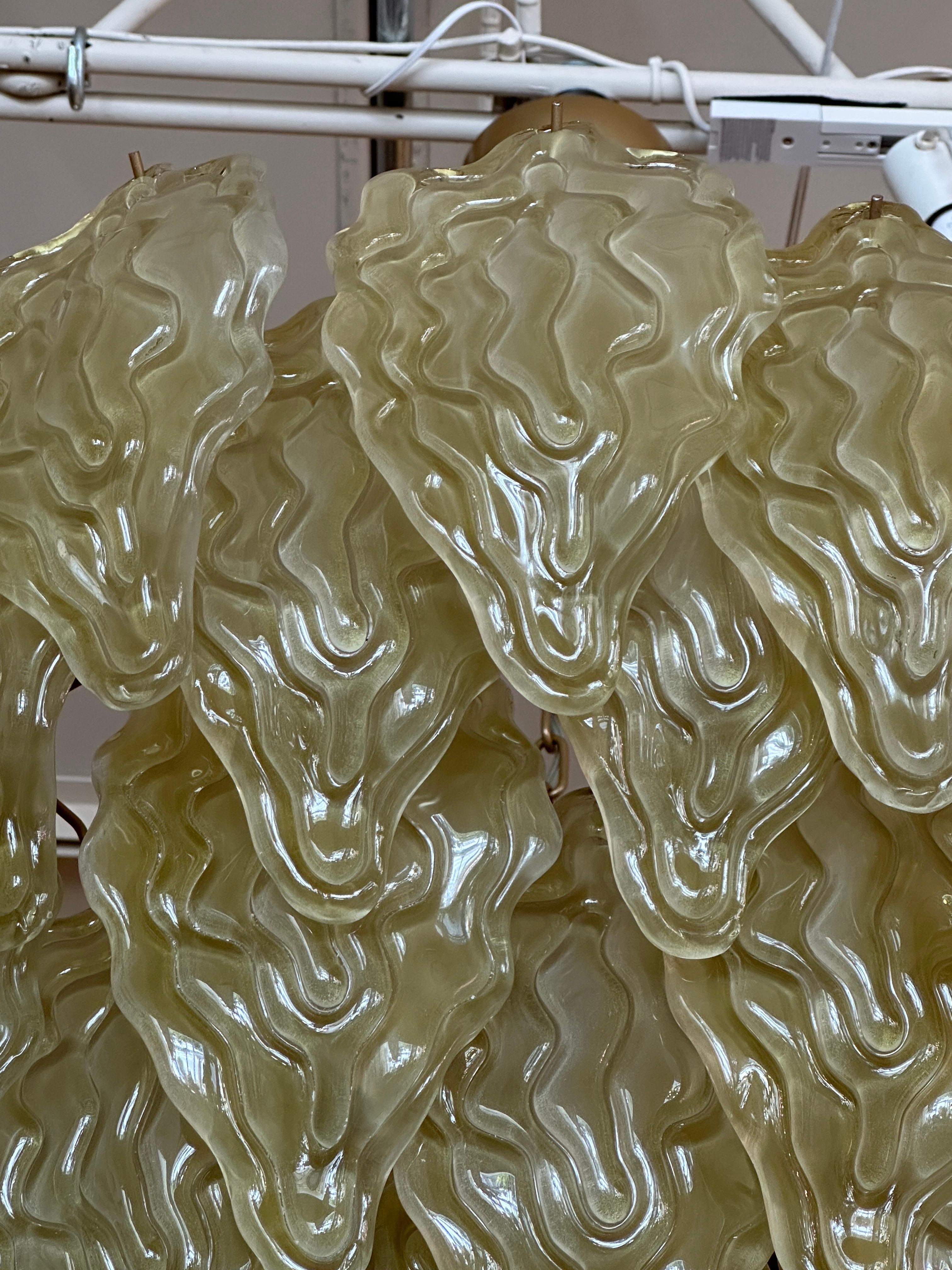 Chartreuse Murano Glas Blatt Tapering Kronleuchter (21. Jahrhundert und zeitgenössisch) im Angebot