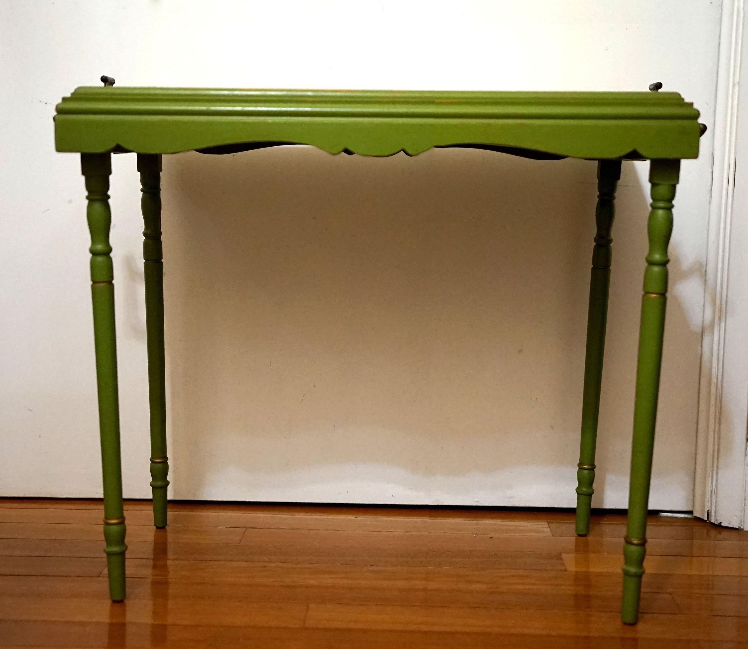 antique enamel table with pull out leaves