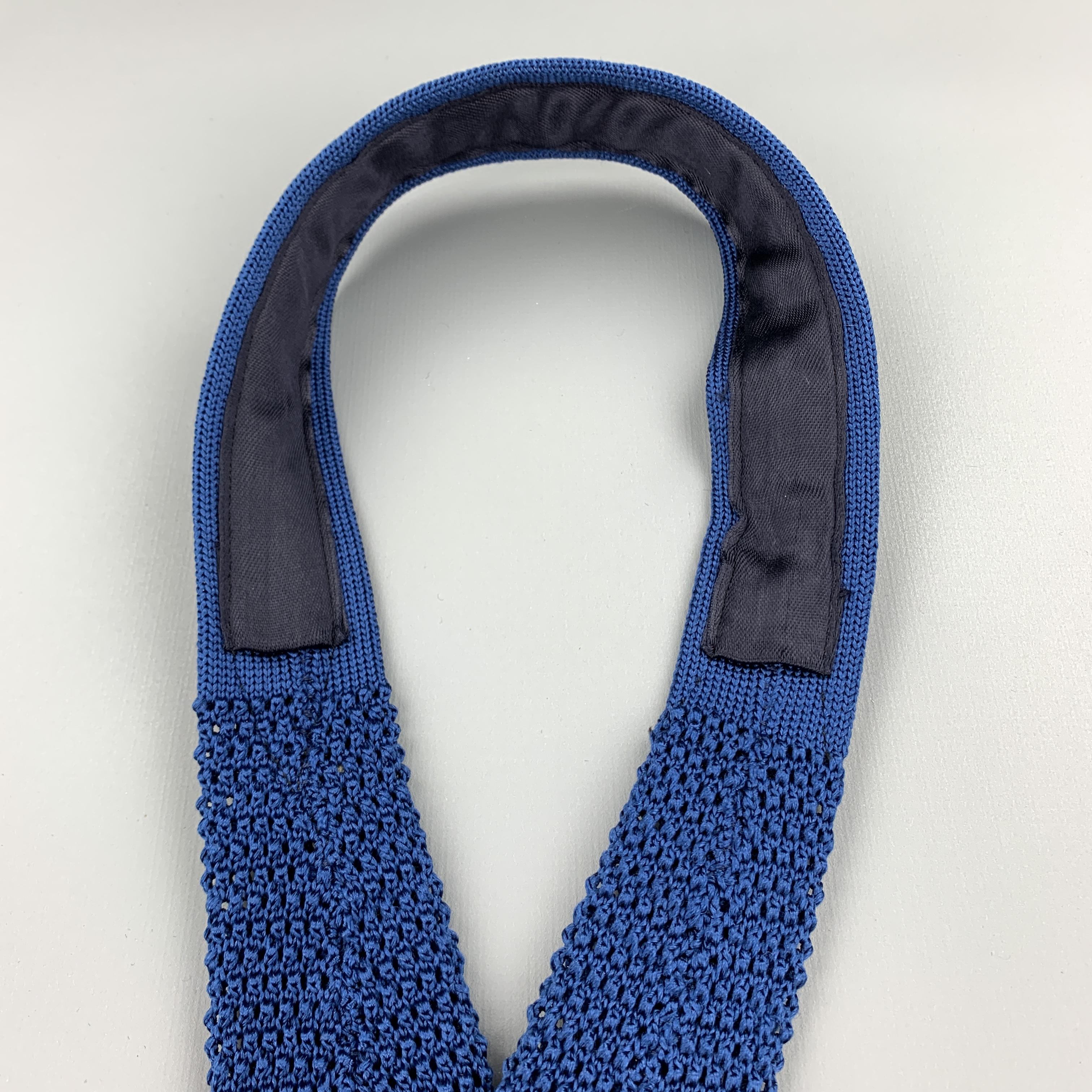 CHARVET Blue Silk Textured Knit Tie In Excellent Condition In San Francisco, CA