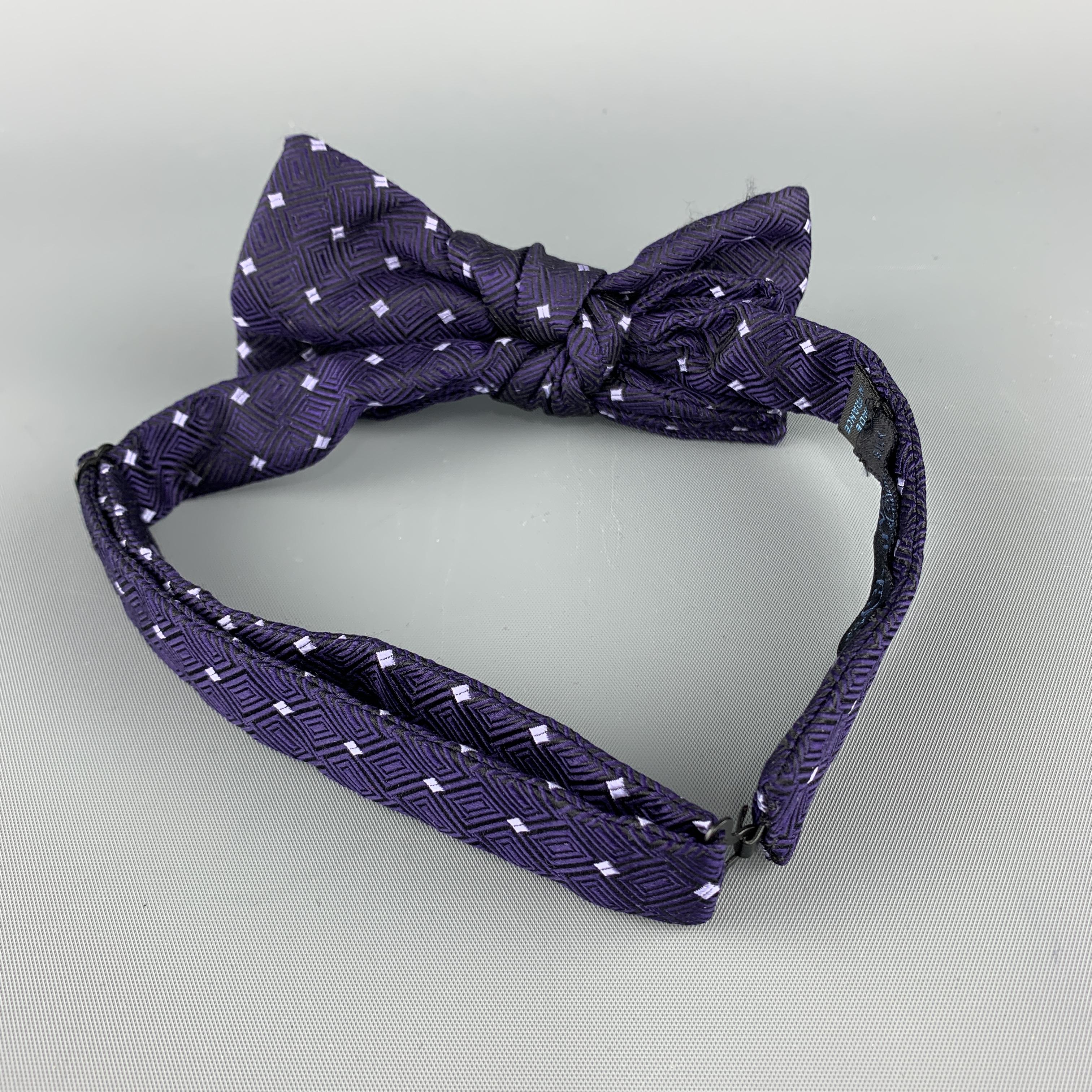 CHARVET Purple Geometric Print Silk Bow Tie In Excellent Condition In San Francisco, CA