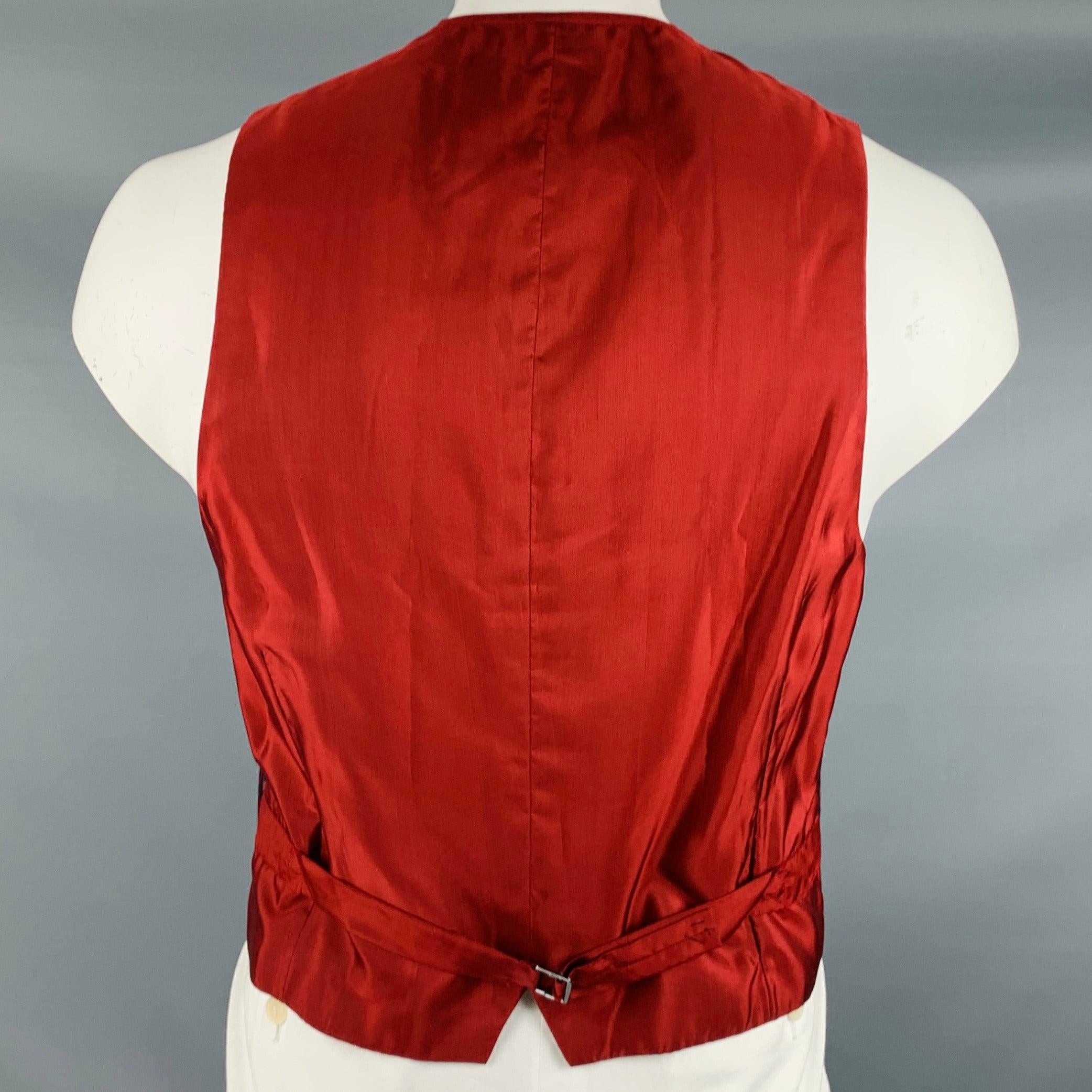 CHARVET Size L Burgundy Black Jacquard Silk Buttoned Vest In Excellent Condition For Sale In San Francisco, CA