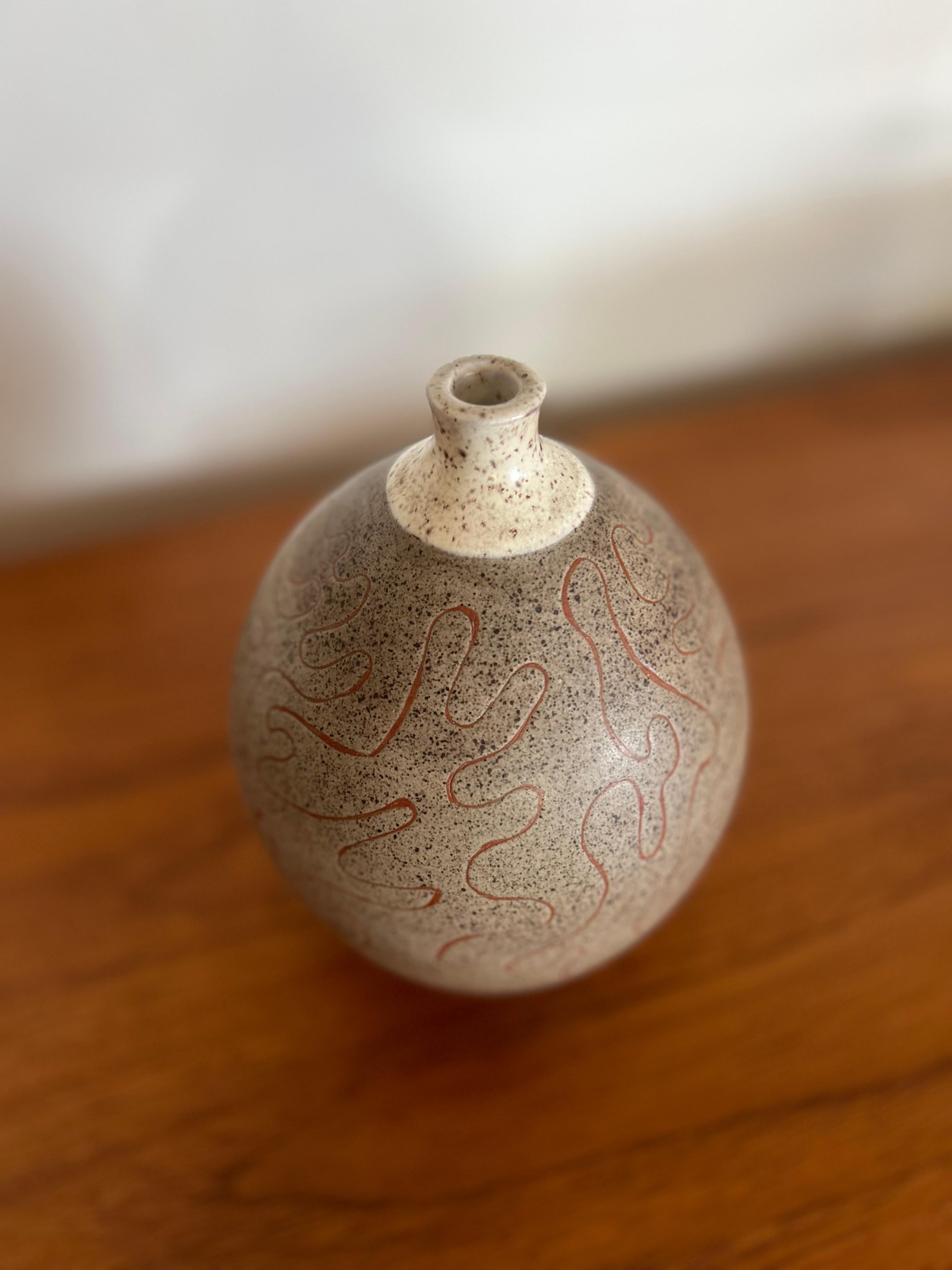 Mid-Century moderno Vaso in ceramica di metà secolo Chas Kipp Scheier in vendita
