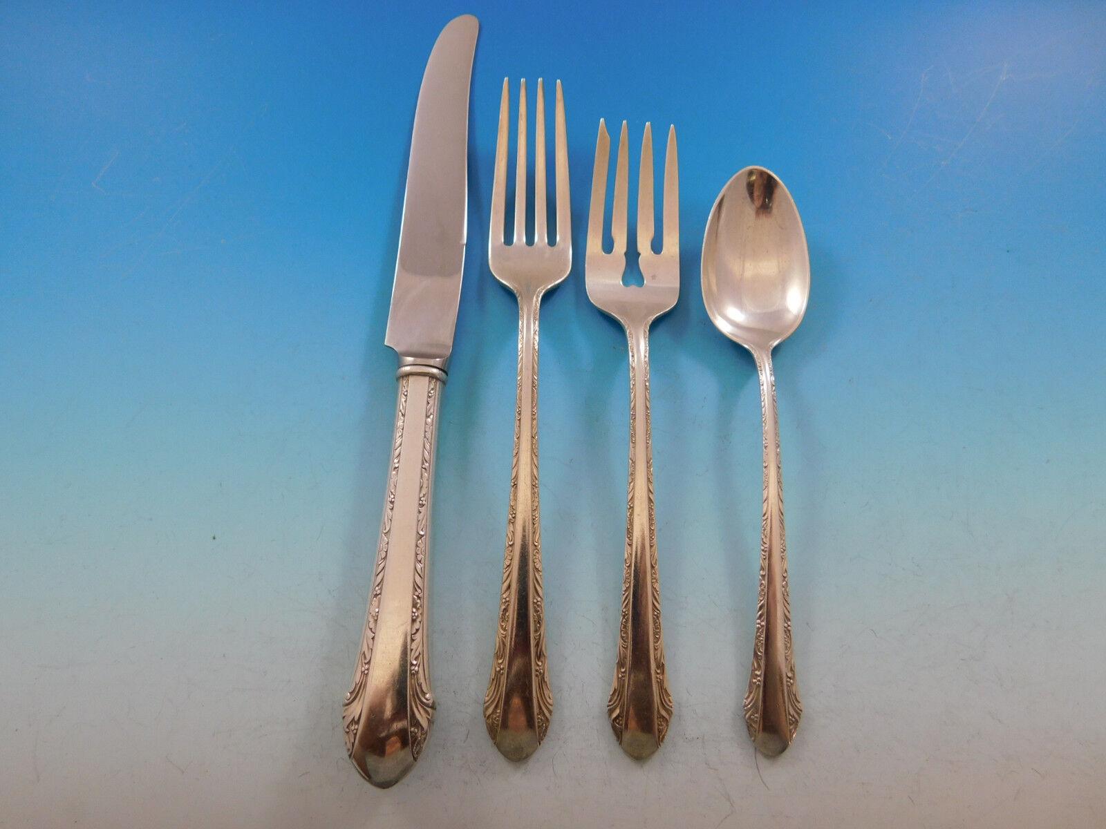 Set di posate in argento sterling Chased Romantique by Alvin per 8 persone 55 pezzi in vendita 4