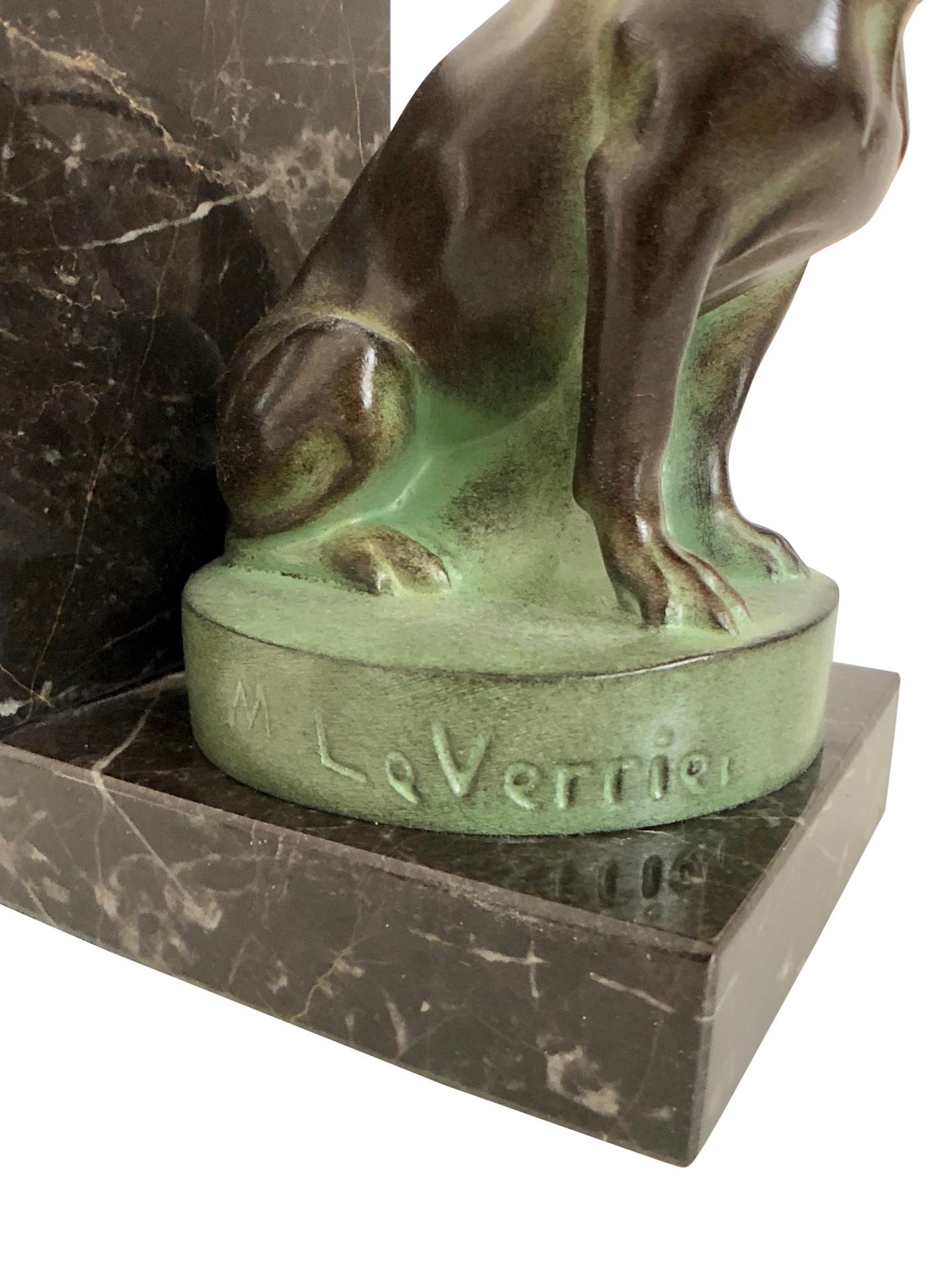 Spelter Chat et Dogue Art Deco Bookends of a Cat and a Dog from Max Le Verrier For Sale