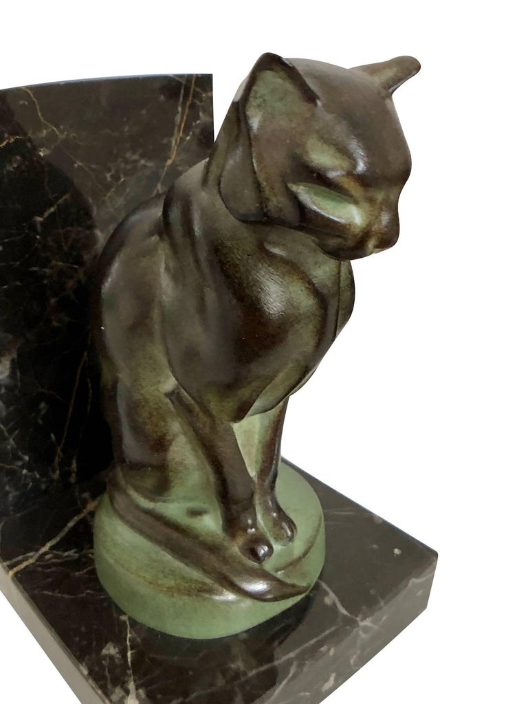 Chat et Dogue Art Deco Bookends of a Cat and a Dog from Max Le Verrier