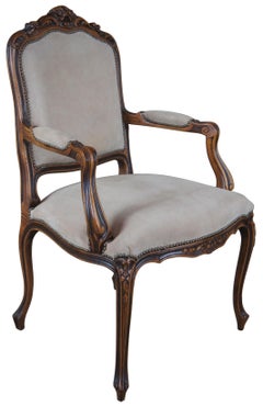 Chateau d'Ax francese Louis XV Fauteuil Suede Nailhead Library Arm Chair, italiano