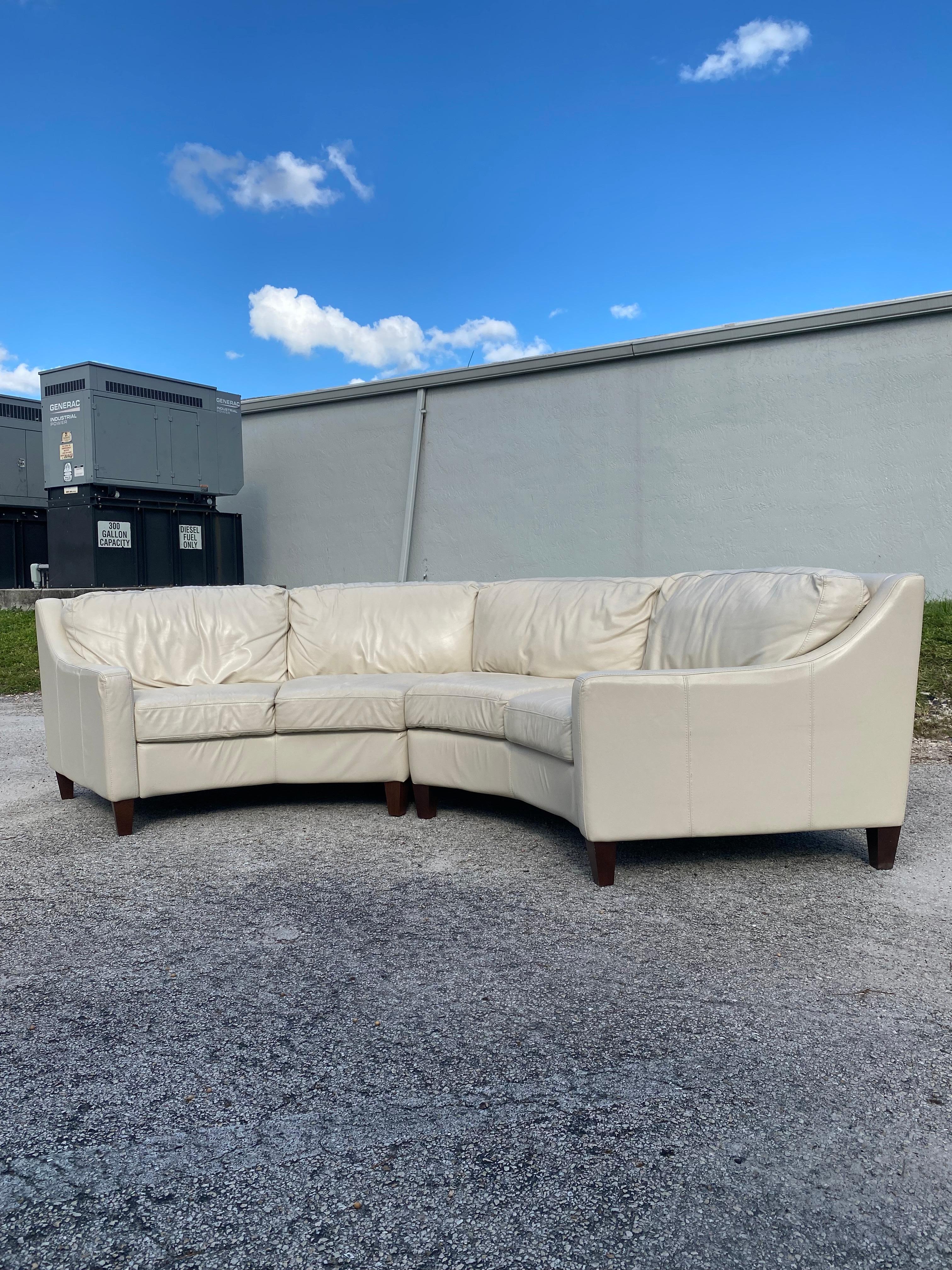 Chateau D'ax Semi Circular Curved Italian Leather Sectional In Good Condition In Fort Lauderdale, FL