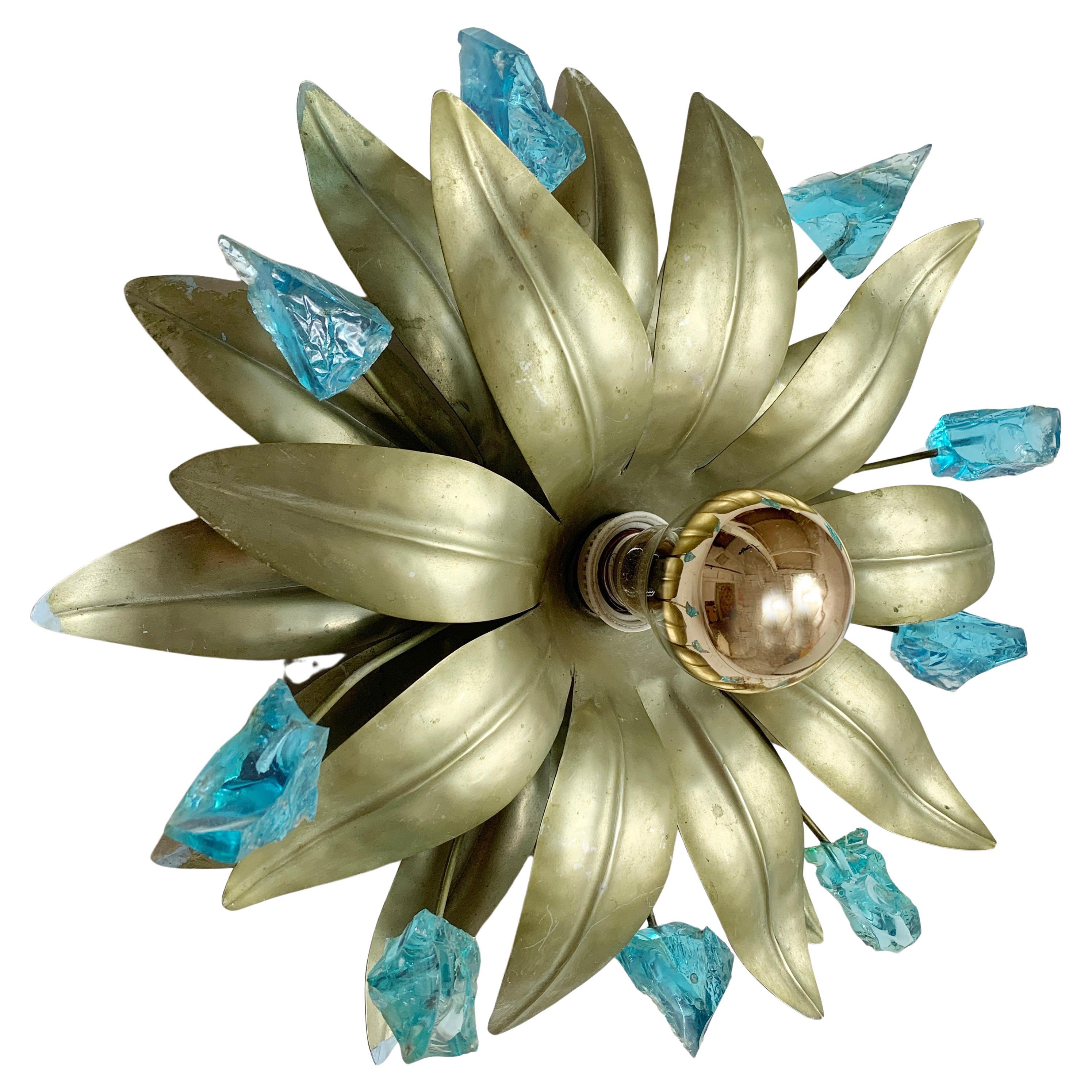 Wandleuchte „Chateau De Brie“ Aqua Aura Quarz-Blumen-Wandleuchte im Angebot