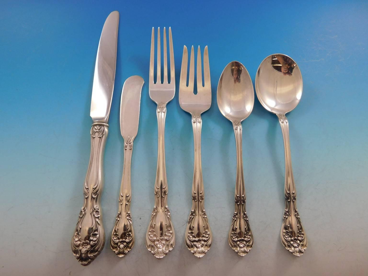 Monumental Chateau Rose by Alvin sterling silver Flatware set, 121 pieces. This set includes:

18 Knives, 8 7/8
