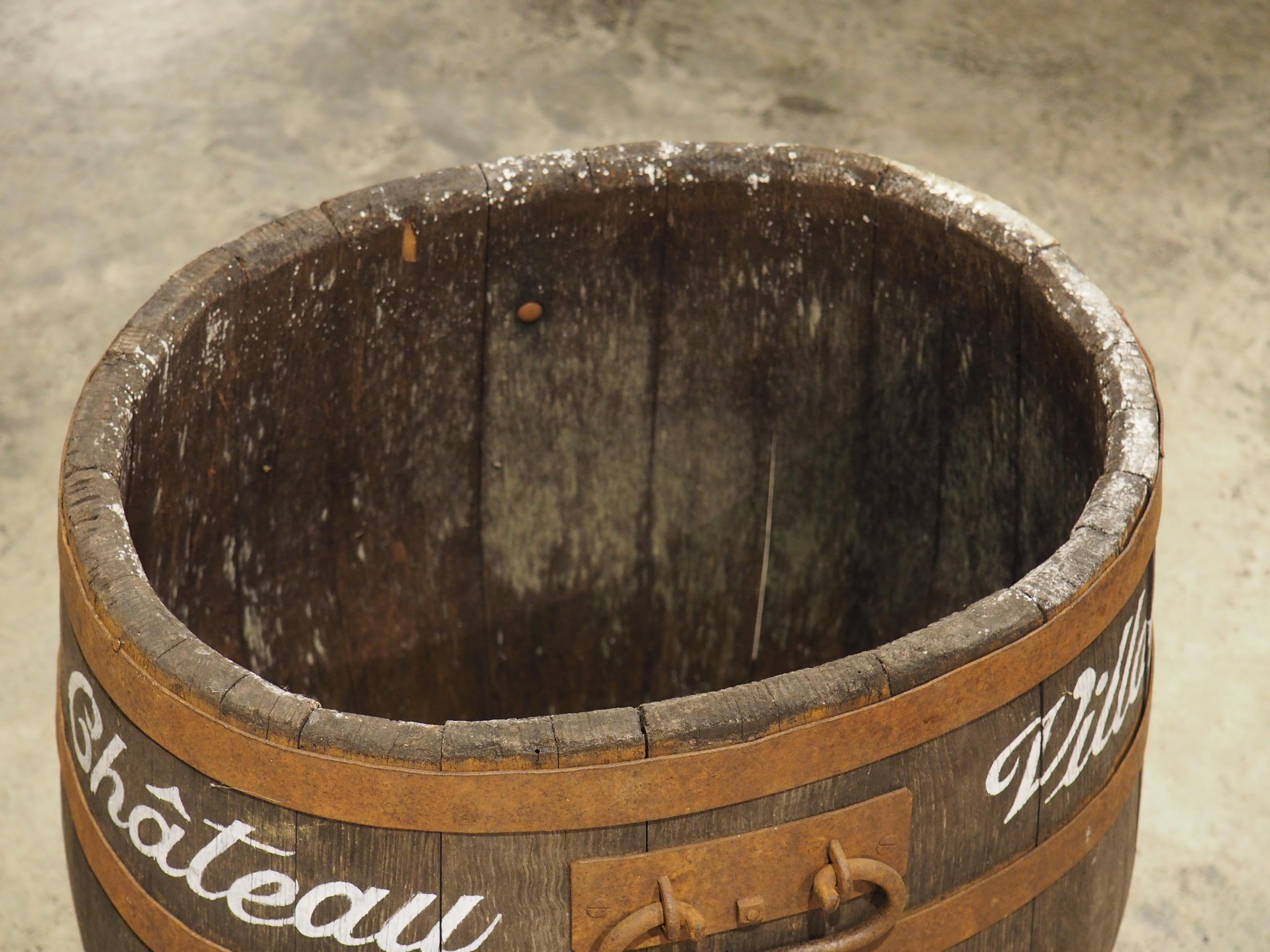 Botte o fioriera da champagne antica Chateau Villaret French, CIRCA 1920 In condizioni buone in vendita a Dallas, TX