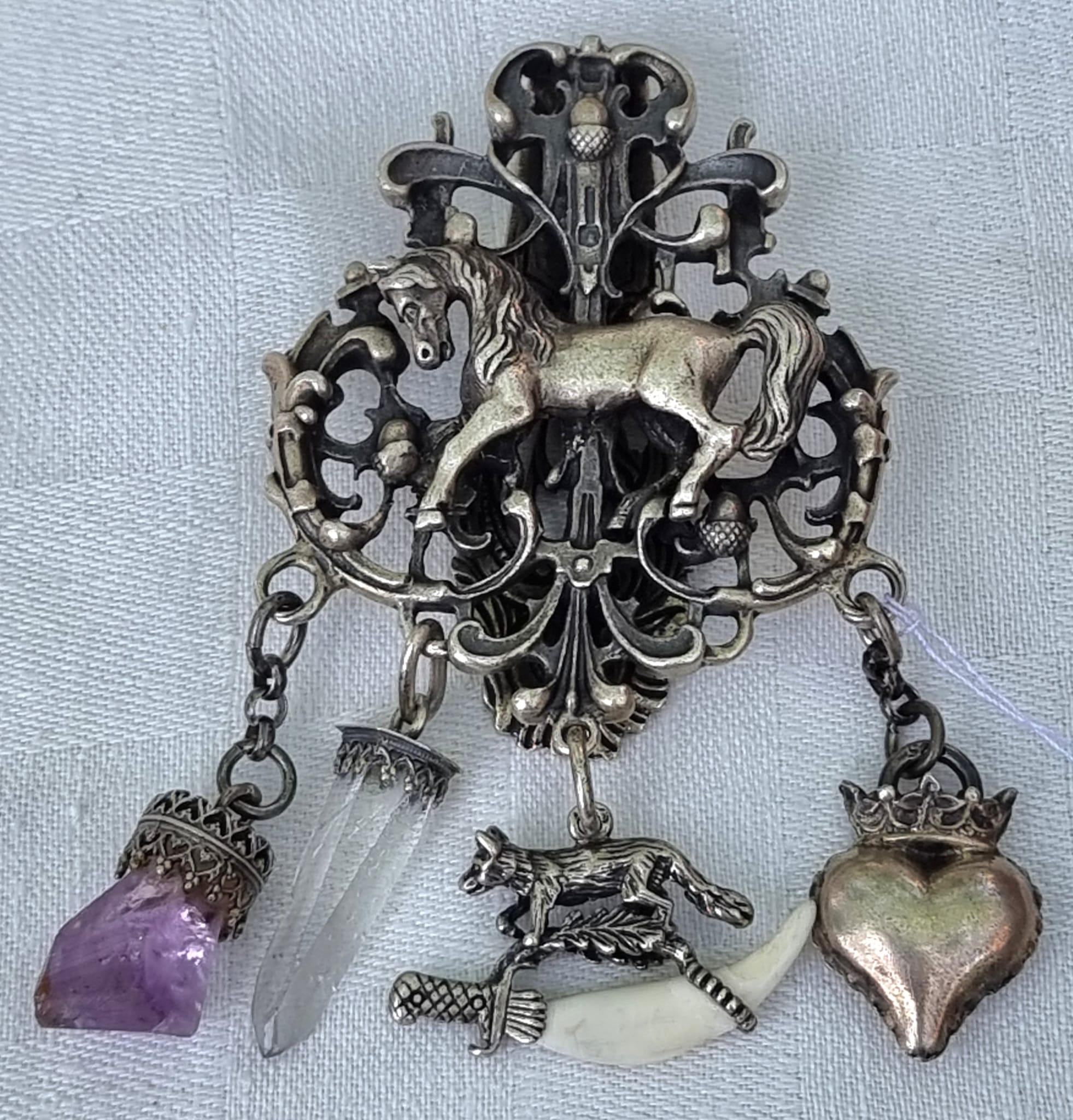 Magnificent antique chatelaine in solid silver with waist clip,
800 silver, hallmarked,
year 1866, signed 