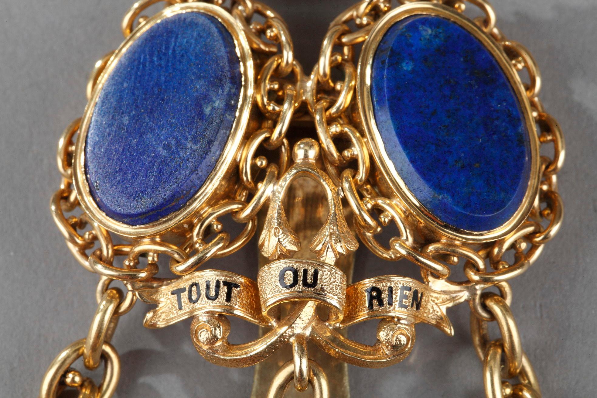 Chatelaine in Gold and Semi-Precious Stones In Good Condition For Sale In Paris, FR