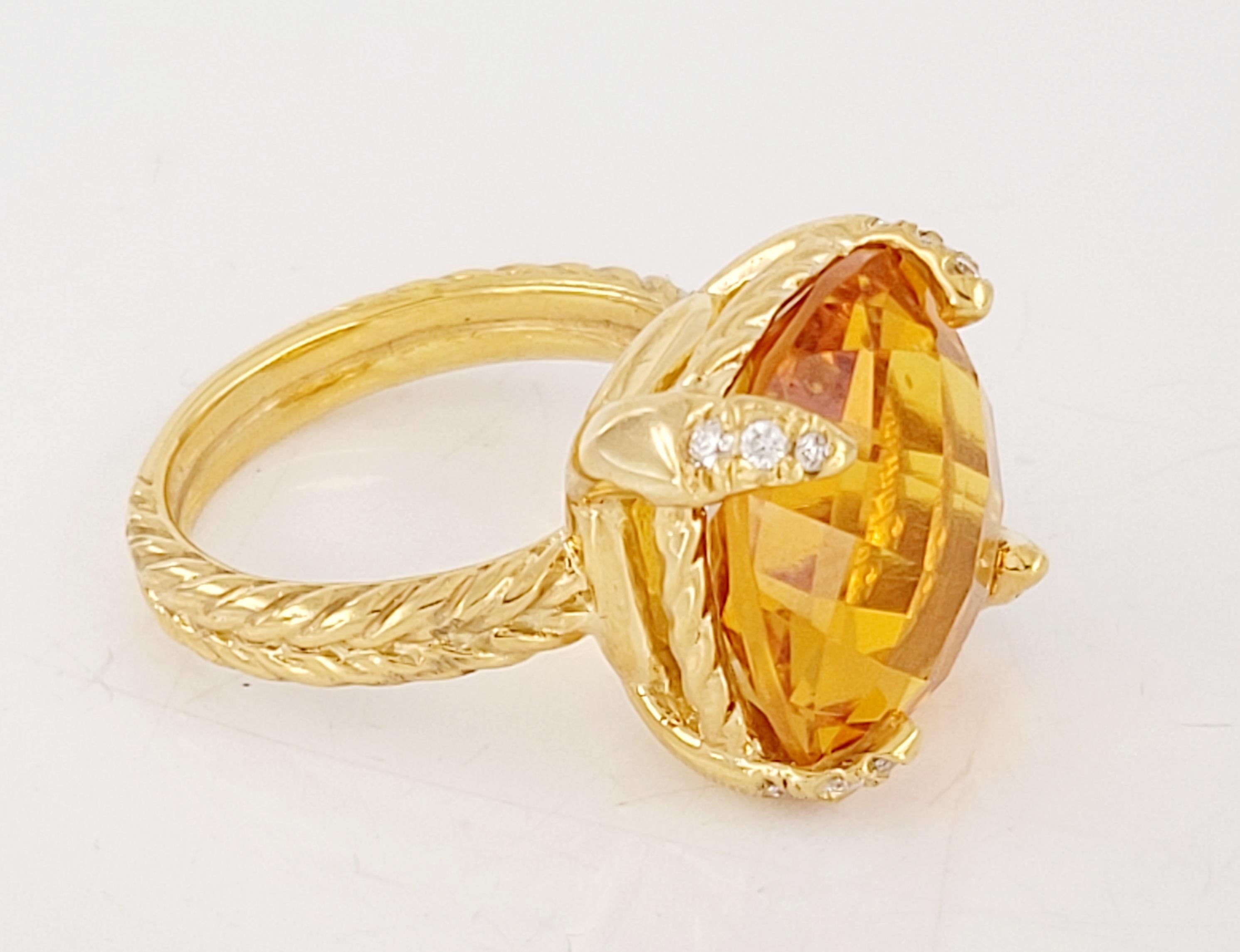 Chatelaine Ring 18K Yellow Gold with Citrine and Diamonds, 14mm In New Condition For Sale In New York, NY