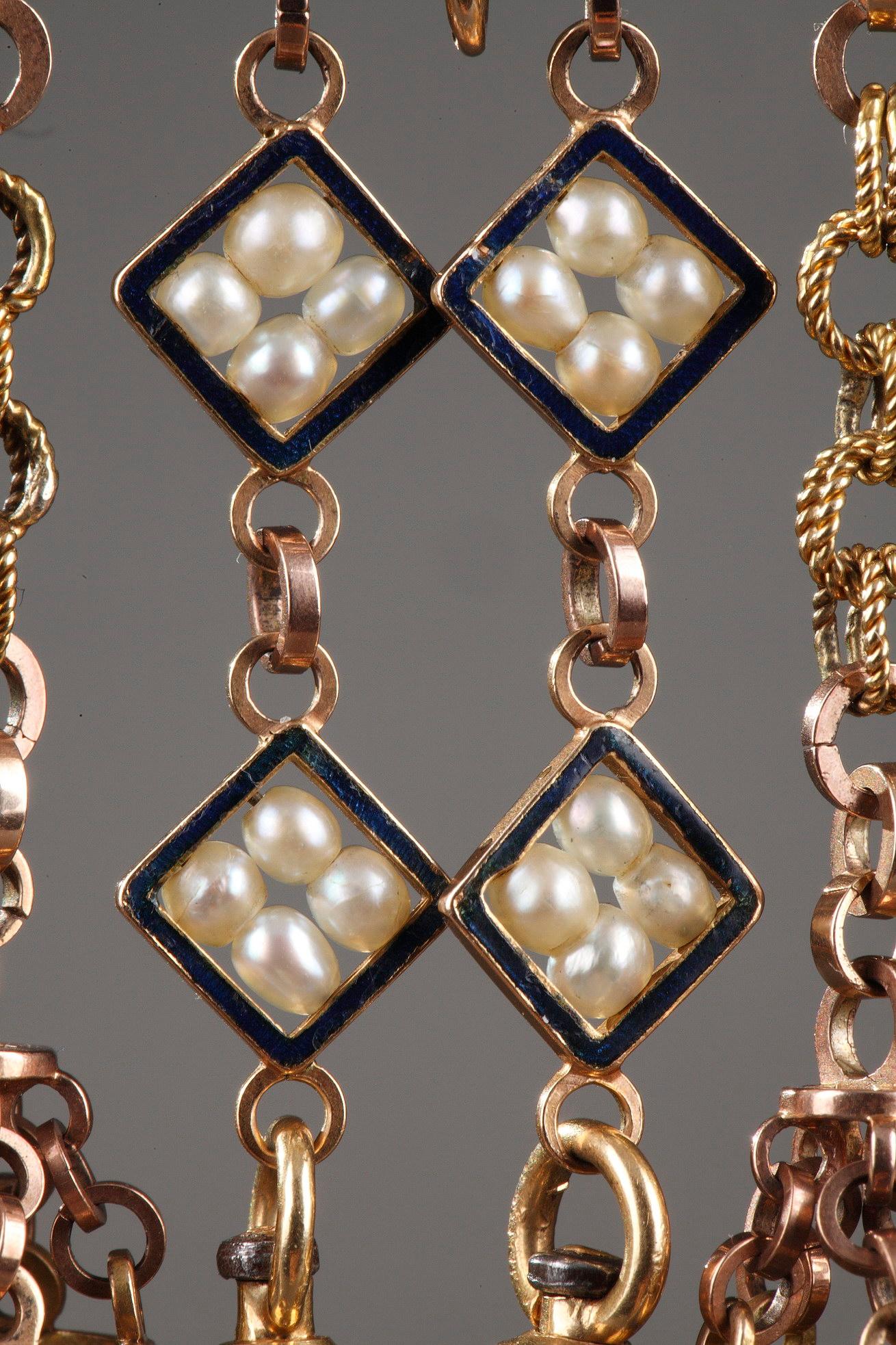 Œuvre en or, émail et perles de Chatelaine, fin du XVIIIe siècle en vente 7