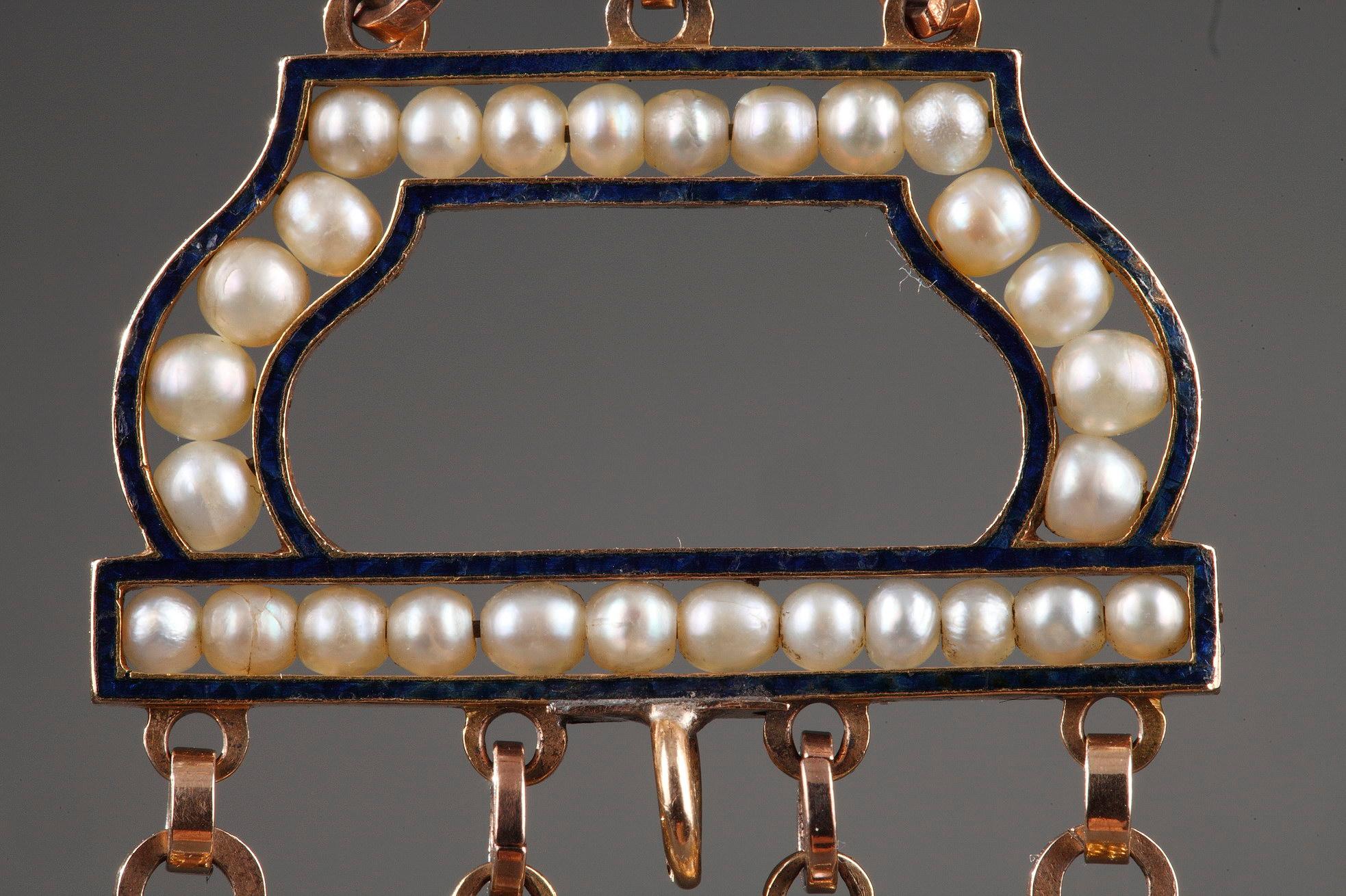 Œuvre en or, émail et perles de Chatelaine, fin du XVIIIe siècle en vente 8