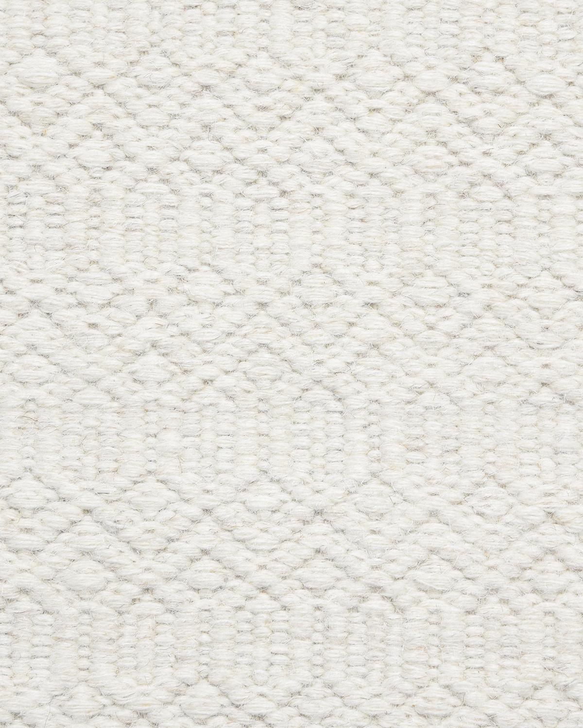 Modern Chatham, Transitional Flat-Weave Handwoven Area Rug, Ivory For Sale
