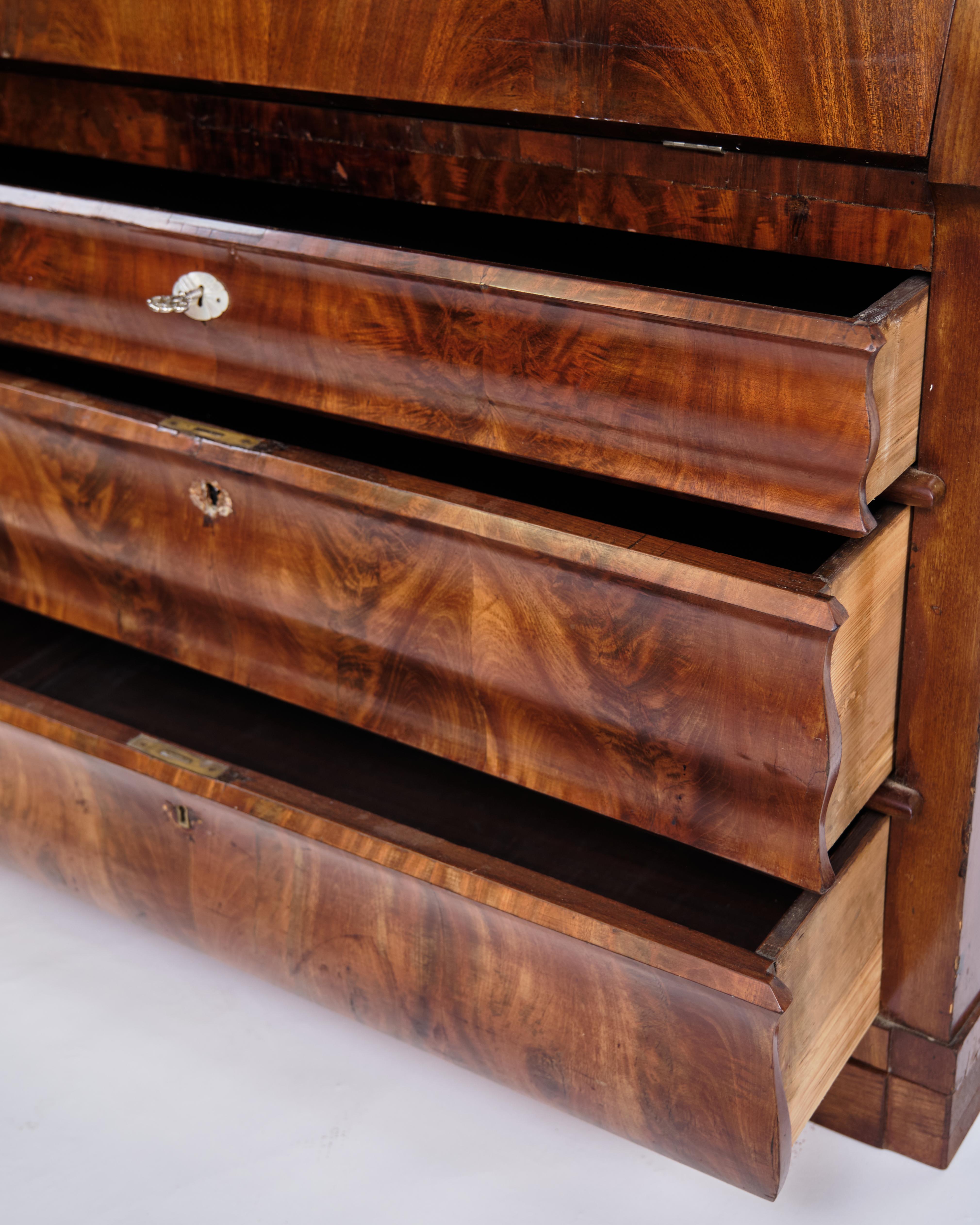 Chatol a 3 cassetti in mogano lucidato a mano, ebanisteria danese del 1820 In condizioni buone in vendita a Lejre, DK
