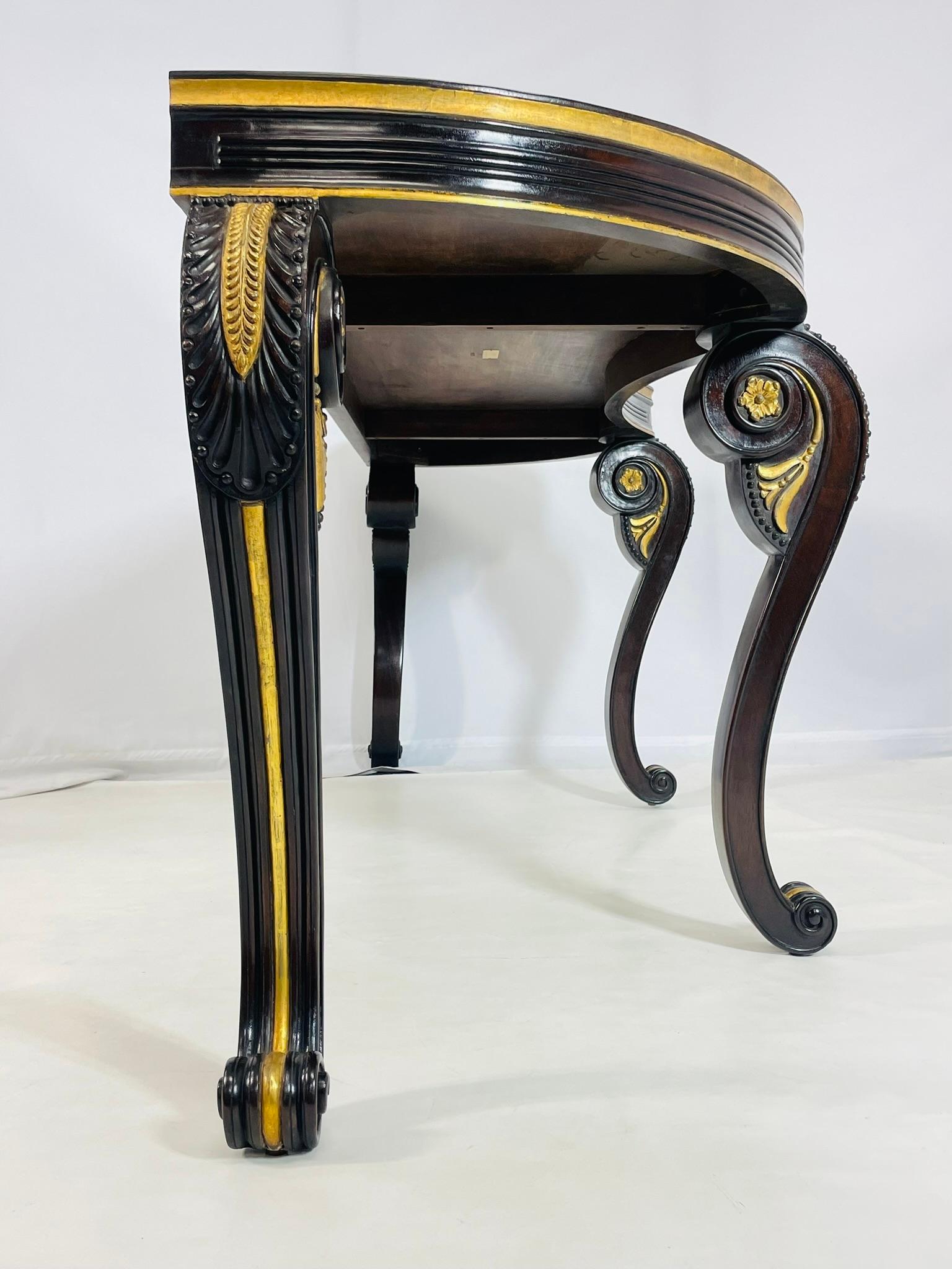 Fin du 20e siècle Console Chatsworth en acajou et bois doré par Dessin Fournir, Los Angeles en vente