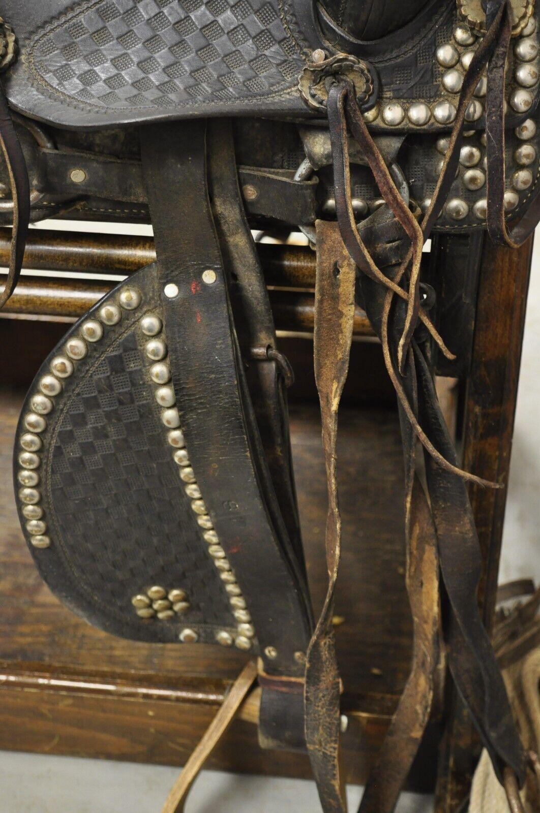 Chattanooga Saddlery Co Tex-West Brown Leather Studded Horse Show Saddle 12