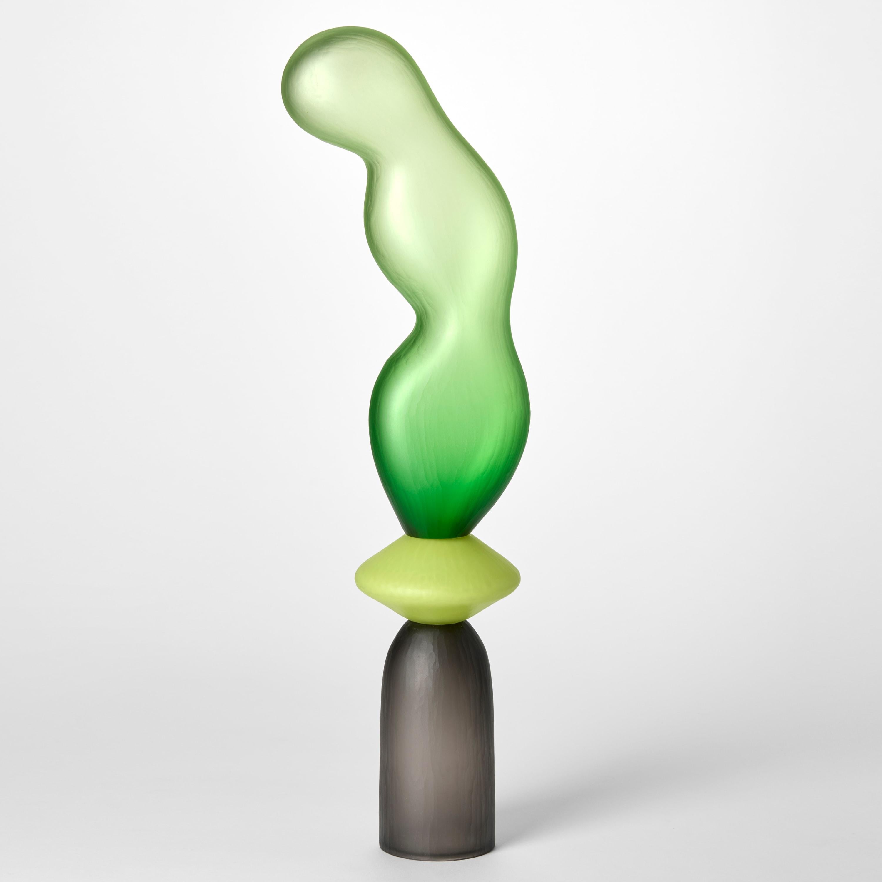 Organico moderno Chattering Classes IX, una scultura in vetro soffiato verde e grigio di A.A. Moore in vendita