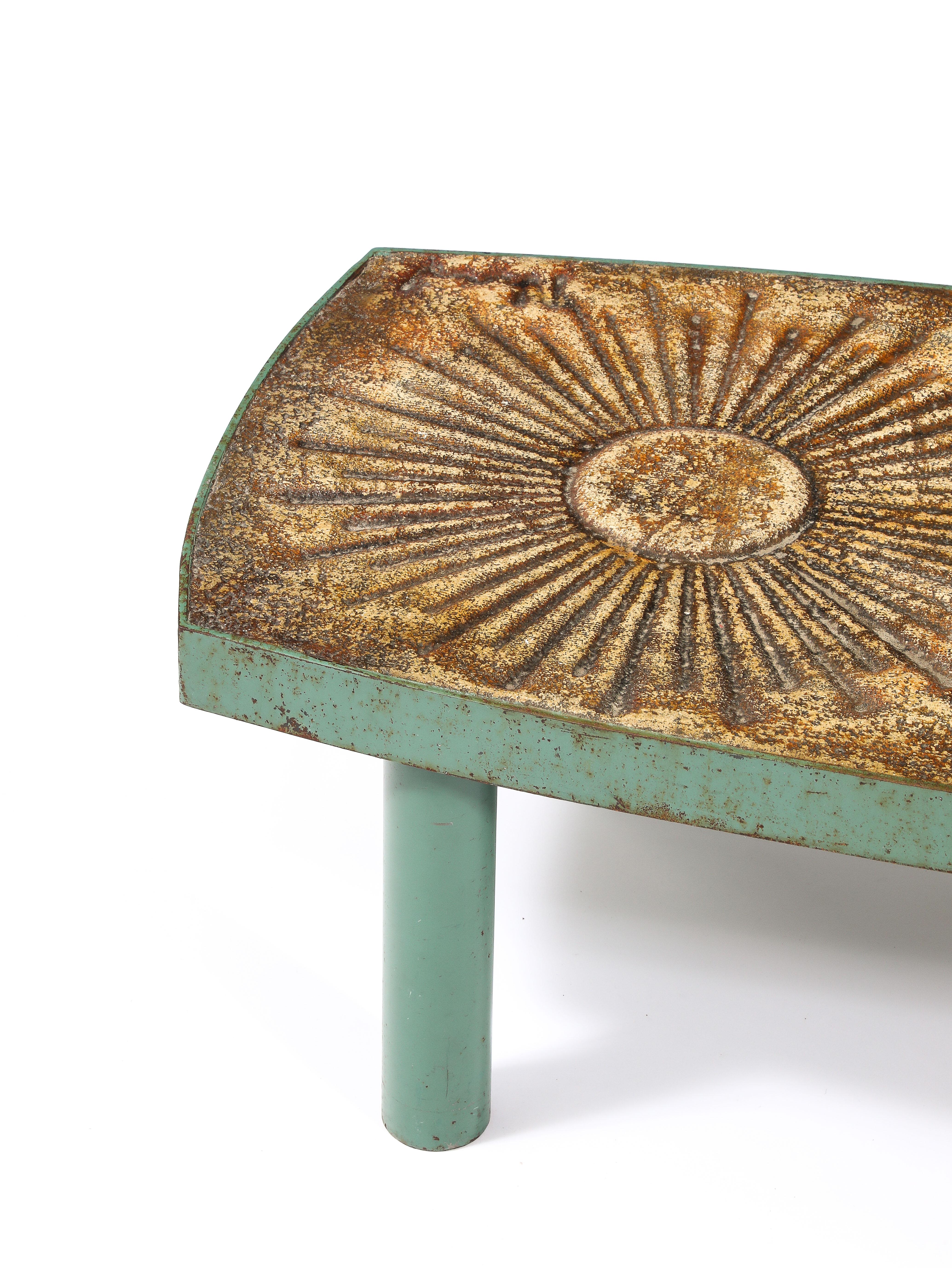 Couchtisch aus Beton und Metall von Chatty Valauris, Frankreich 1960er Jahre (Französisch) im Angebot