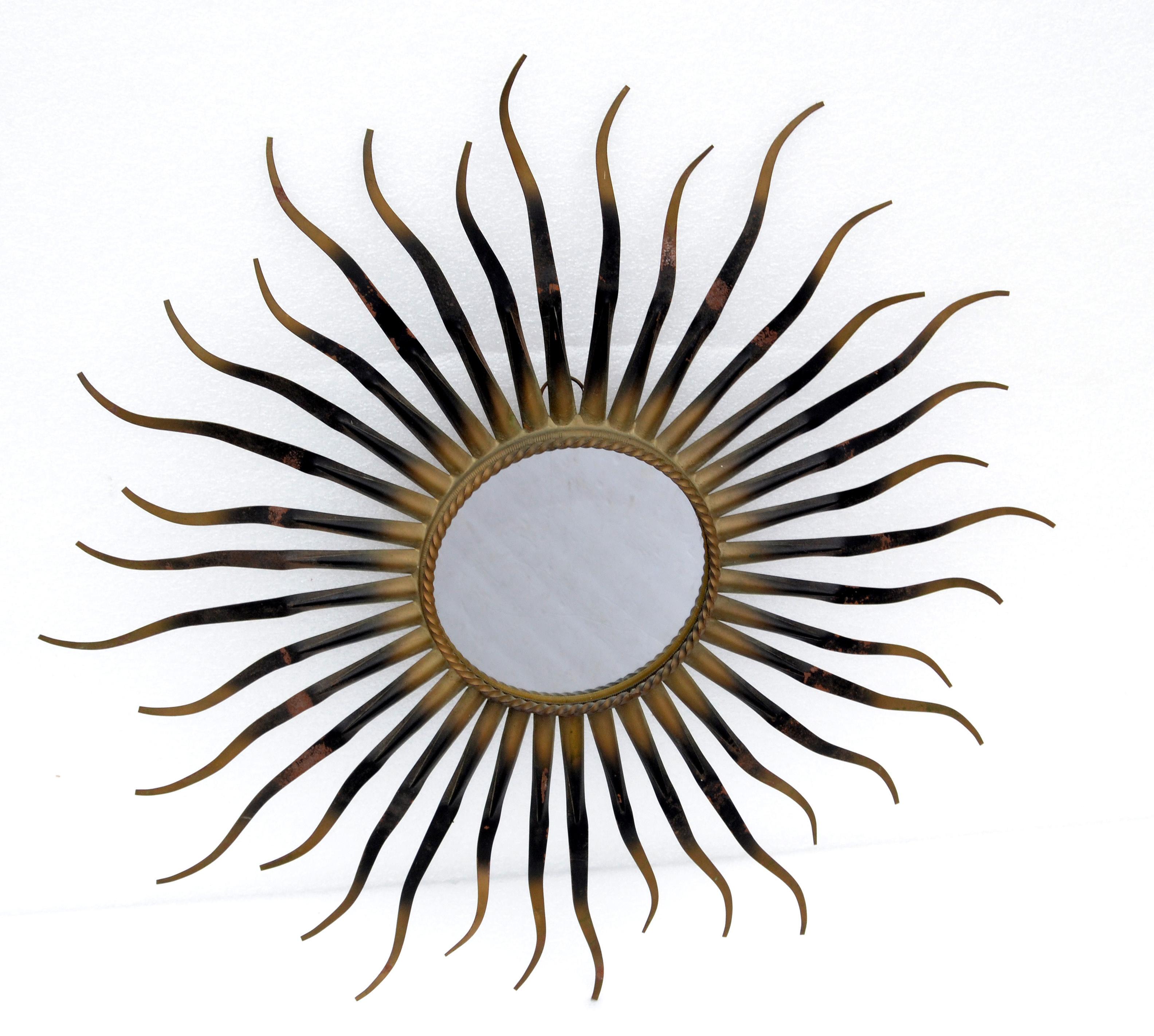 Chaty Sunburst Wall Mirror French Mid-Century Modern, 1960s In Good Condition For Sale In Miami, FL