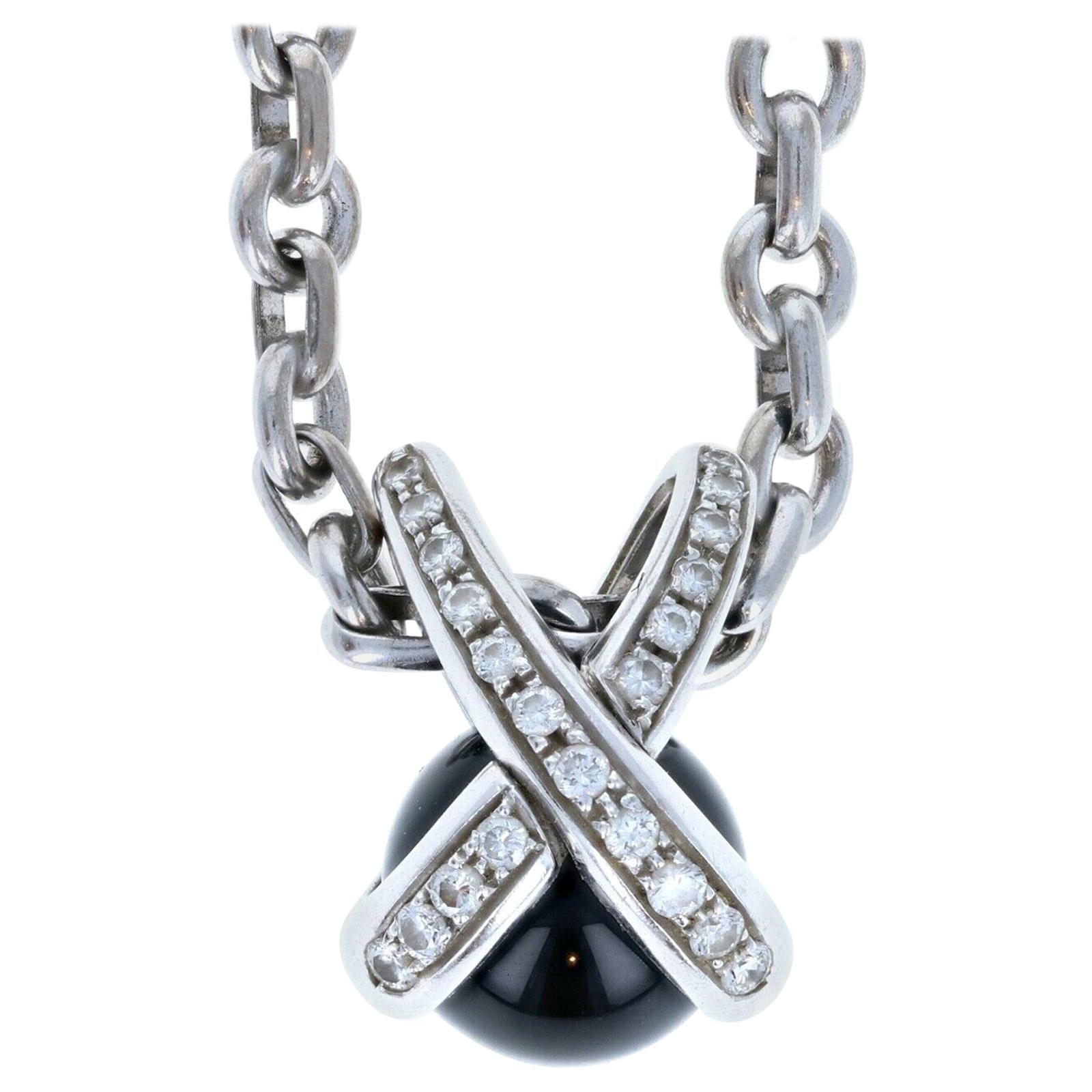 Chaumet 18 Karat Gold, Diamond and Onyx X Pendant Necklace 0.25 Carat 26.8g For Sale