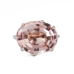Chaumet 18 Karat White Gold Morganite Attrape-Moi-Toile de Givre Cocktail Ring