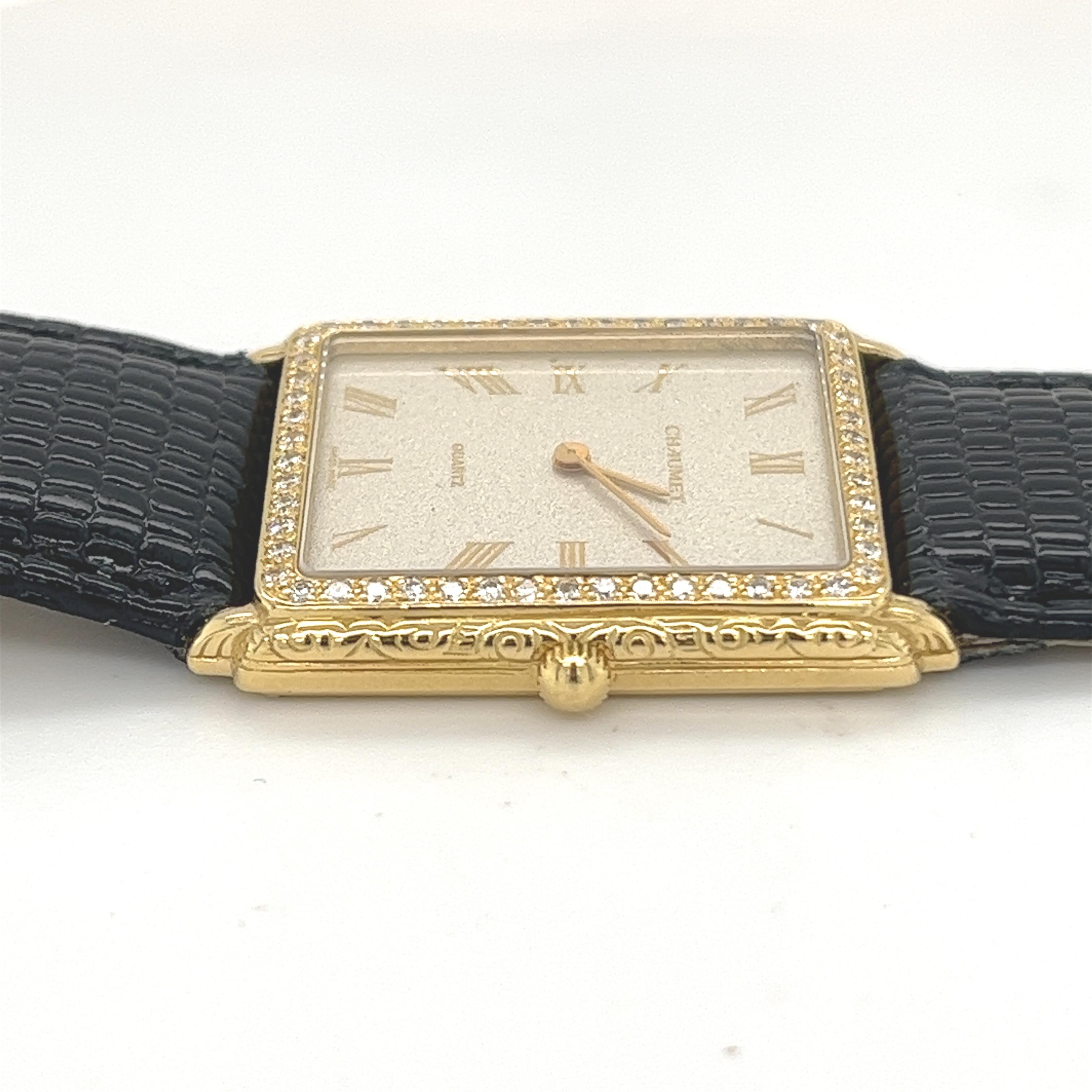 Chaumet 18 Karat Gelbgold und Diamant Damen-Quarz-Armbanduhr (Moderne) im Angebot