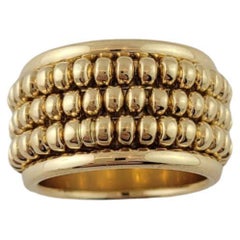 Chaumet 18 Karat Yellow Gold Band Ring