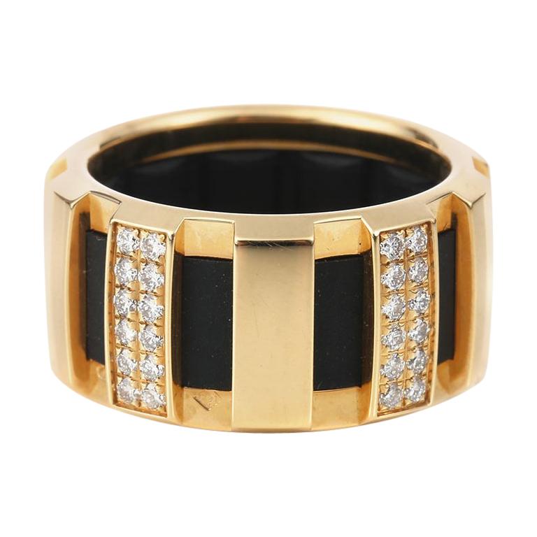 Chaumet 18 Karat Yellow Gold Class One Diamonds Ring For Sale