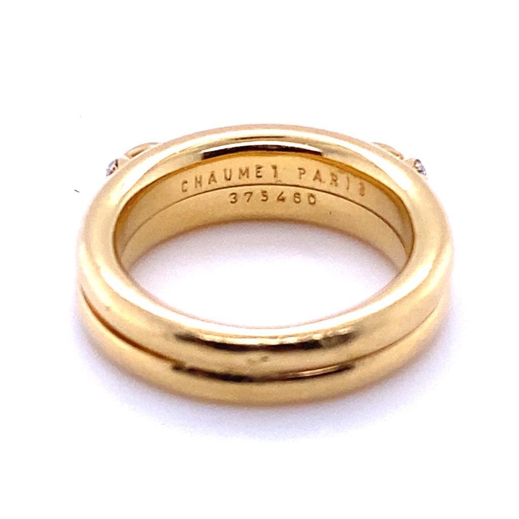 Round Cut  Chaumet 18 karat Yellow Gold Diamond Liens Ring  For Sale