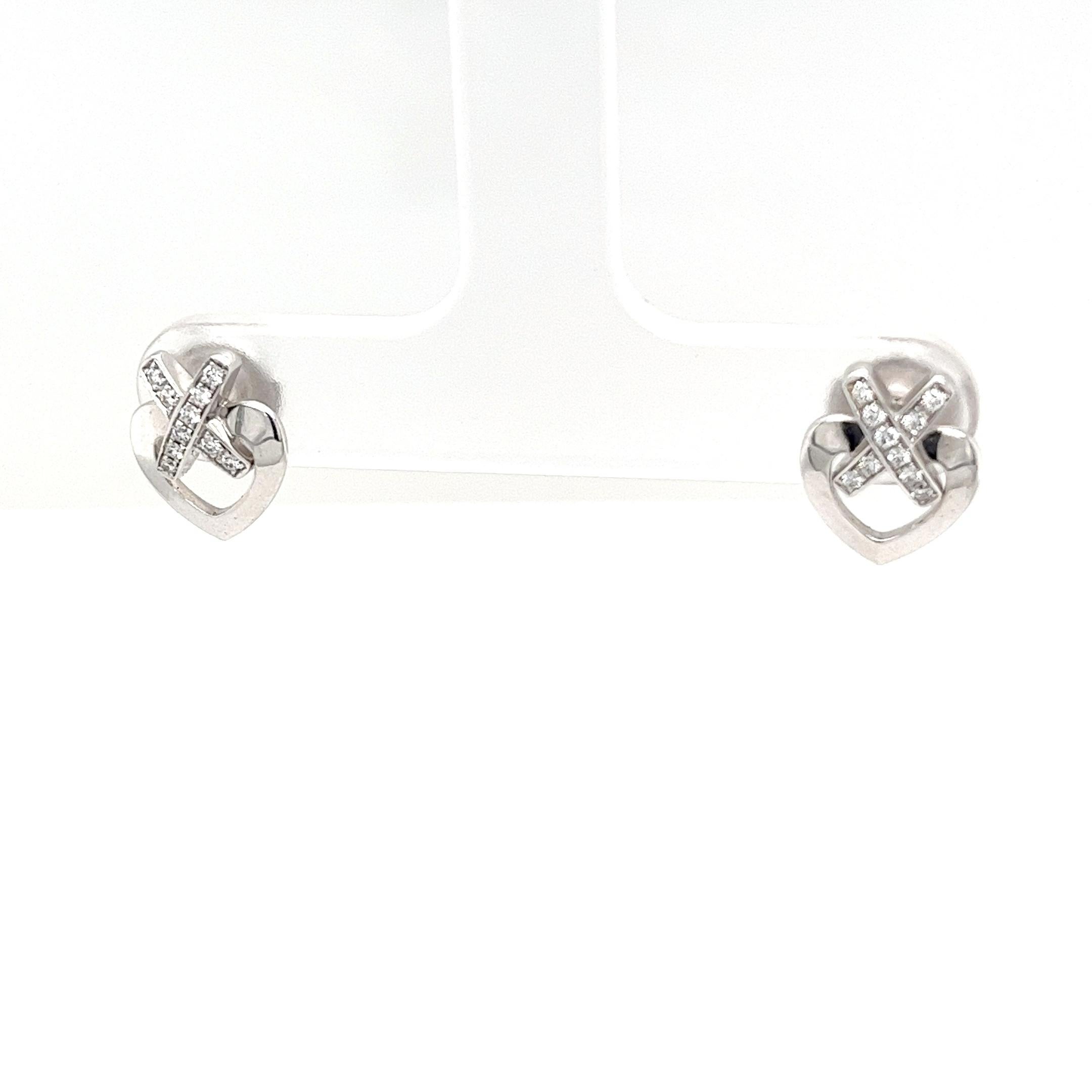 Chaumet 18ct White Gold Diamond Stud Earrings For Sale 2