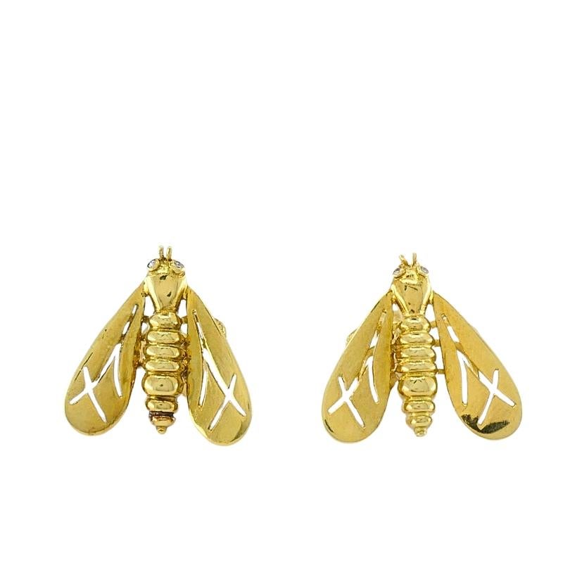 Round Cut Chaumet 18k Gold Diamond Bee Earrings For Sale