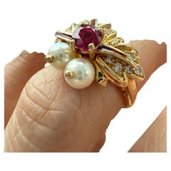 Chaumet Ring aus 18k Gold mit Perlen und Rubinen