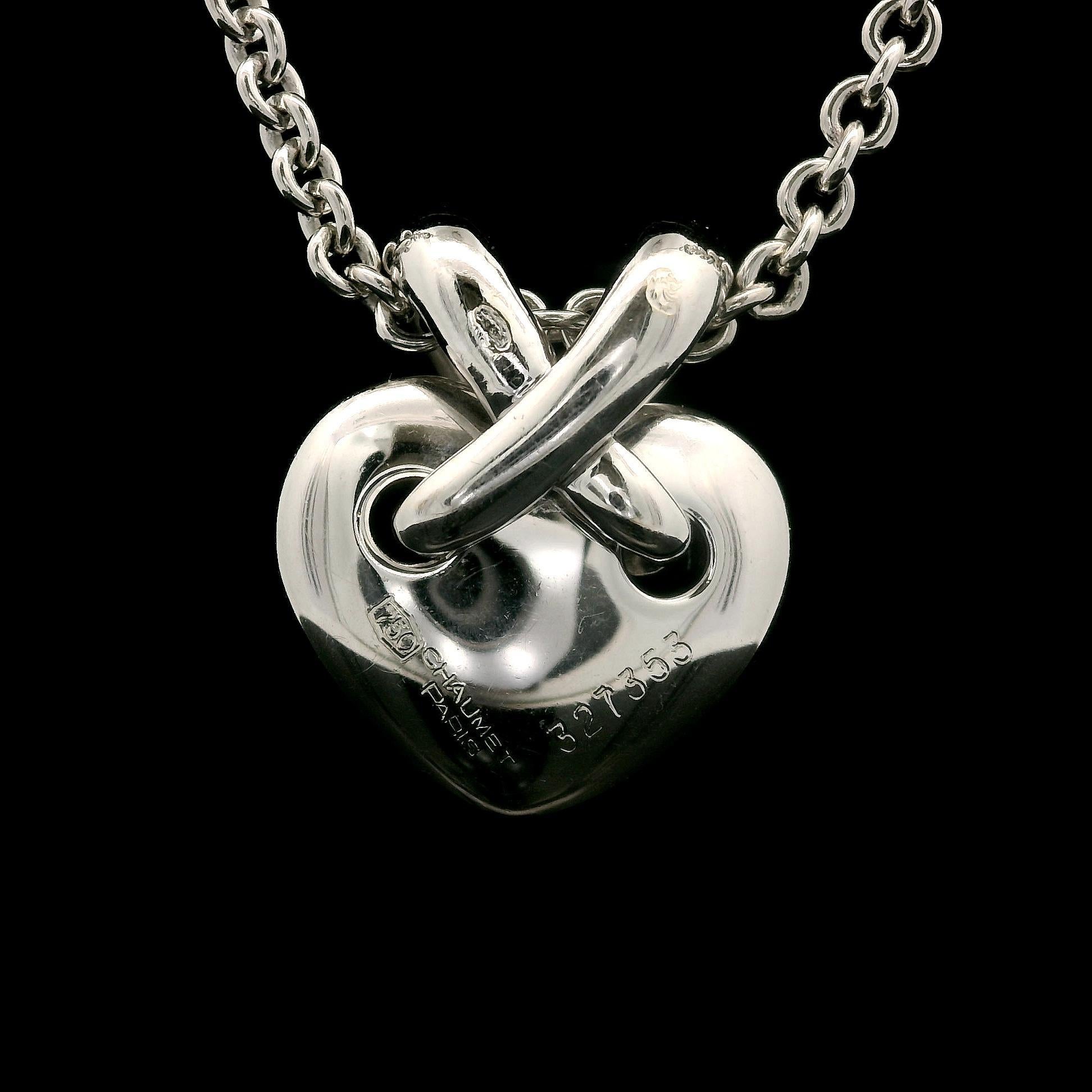 Women's Chaumet 18k White Gold .50ctw Diamond Liens Heart Pendant Station Cable Necklace