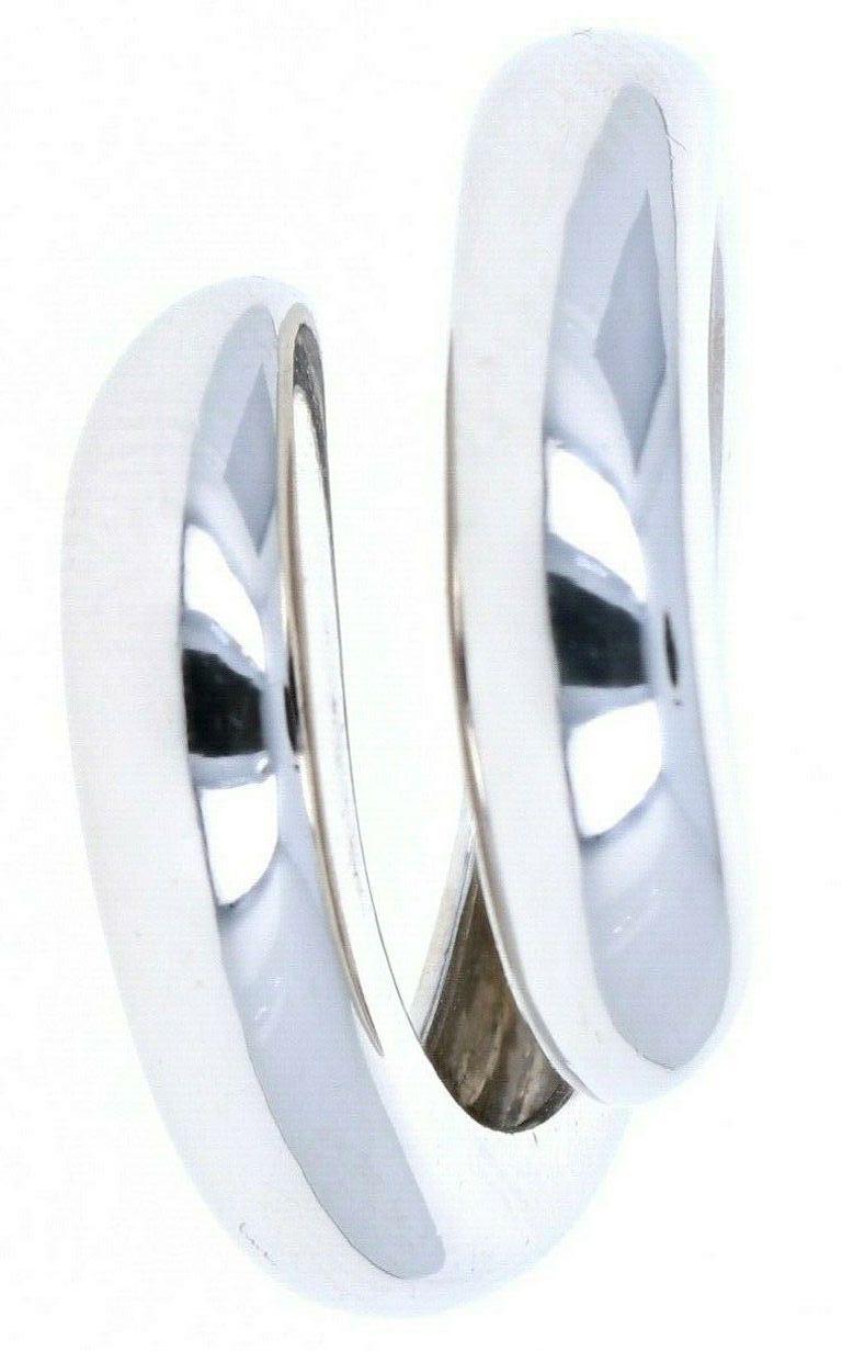 Women's or Men's Chaumet 18 Karat White Gold Tango Spiral Ring