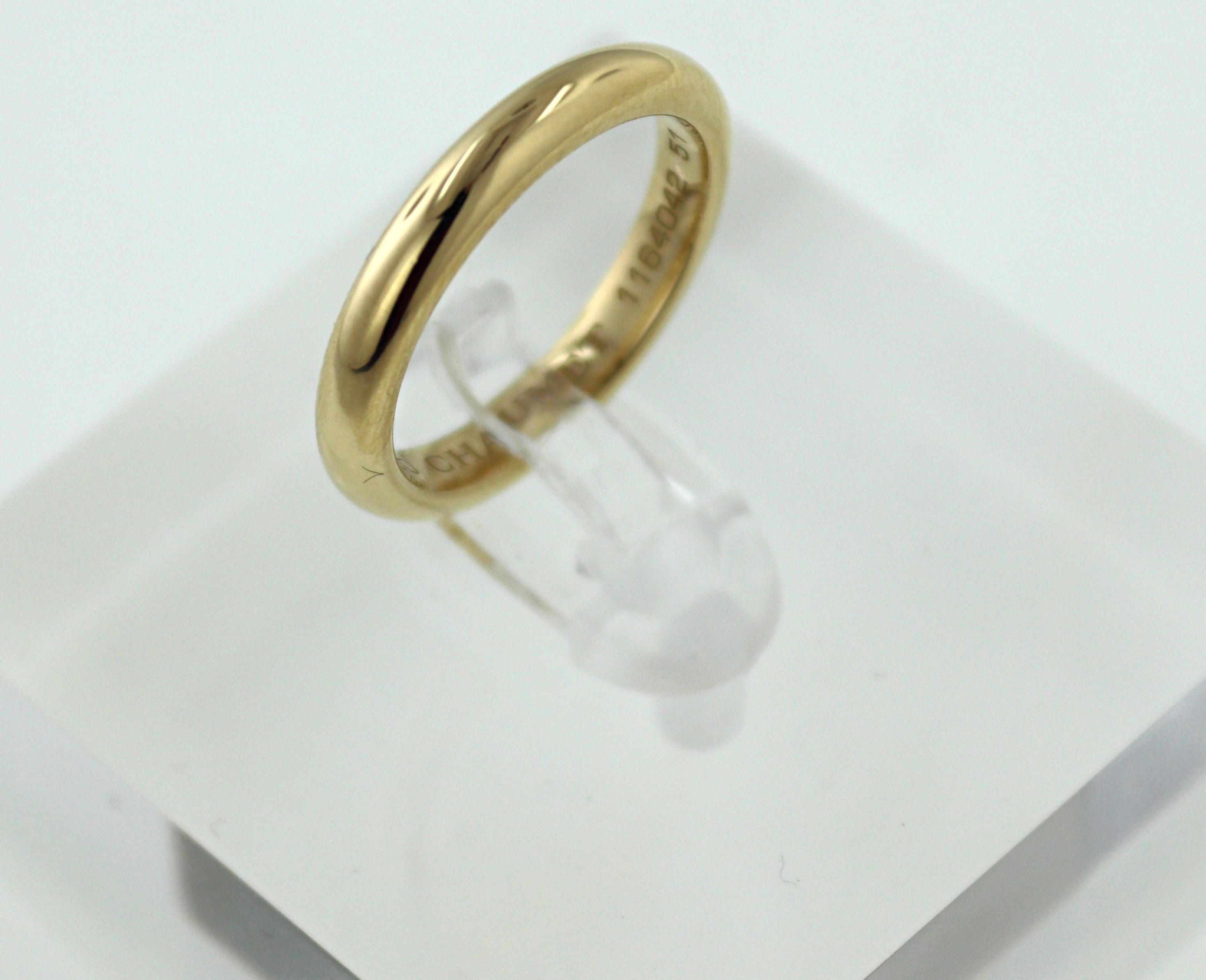 Chaumet 18k Yellow Gold Band Ring In Good Condition In Pleasant Hill, CA