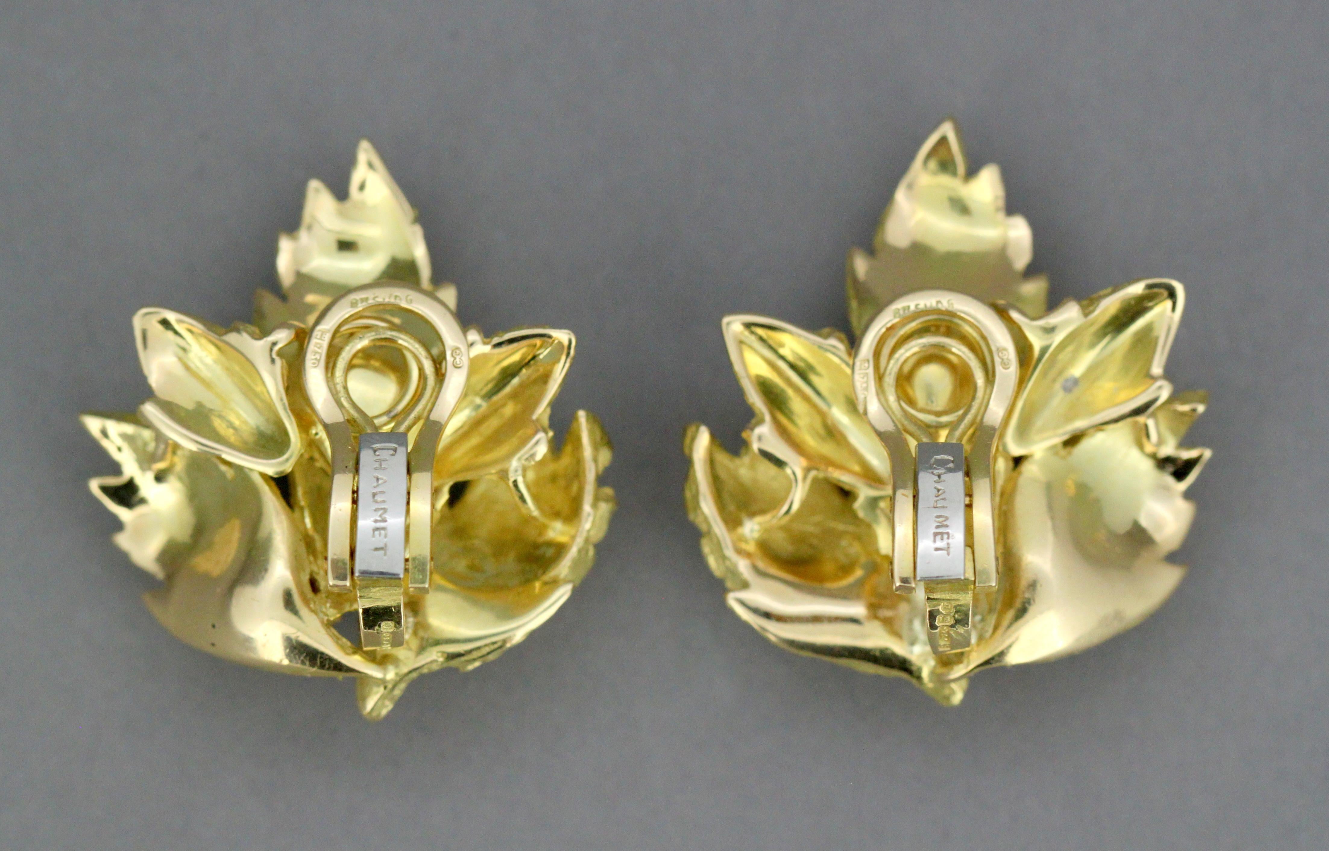 Chaumet, 18 Karat Yellow Gold Ladies Clip-On Earrings with Rubies and Diamonds 6