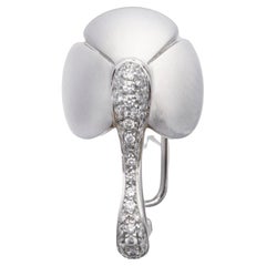 Chaumet 18kt White Gold Flower Pin Brooch/Pendant Set with 0.80ct Diamonds 