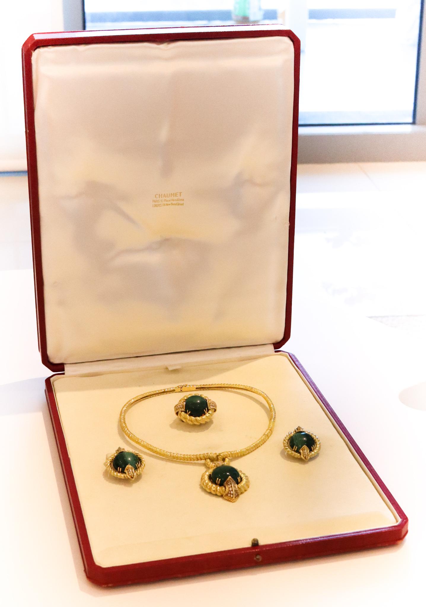 Chaumet 1960 Paris Complete Boxed Suite 18Kt Gold 62.56 Cts Diamonds Malachite For Sale 8