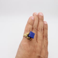 CHAUMET 1970 Modernist Sculptural Ring In 18Kt Yellow Gold With Geometric Lapis